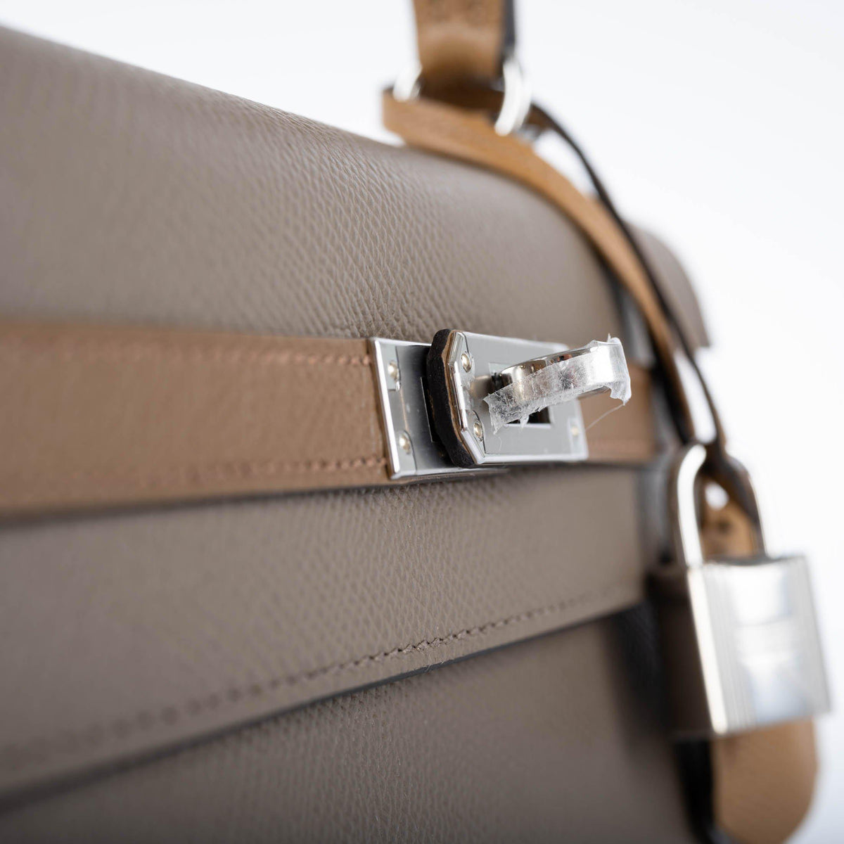 Hermes Limited Edition Sellier Kelly 25 Etoupe, Alezan & Biscuit Epsom with Palladium Hardware Hermes
