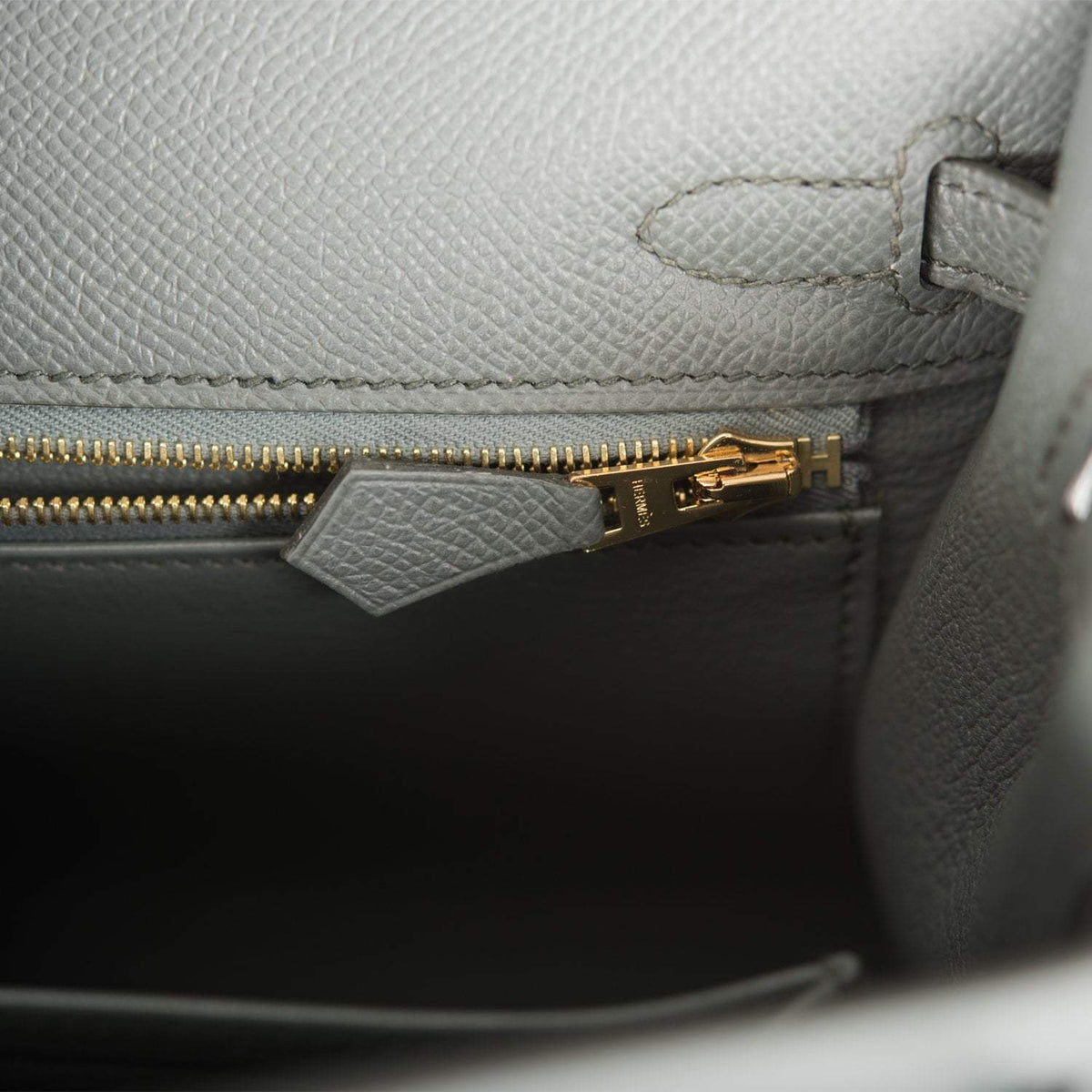 Hermes Vert Amande Epsom Sellier Kelly 25cm Gold Hardware Crowned Bag