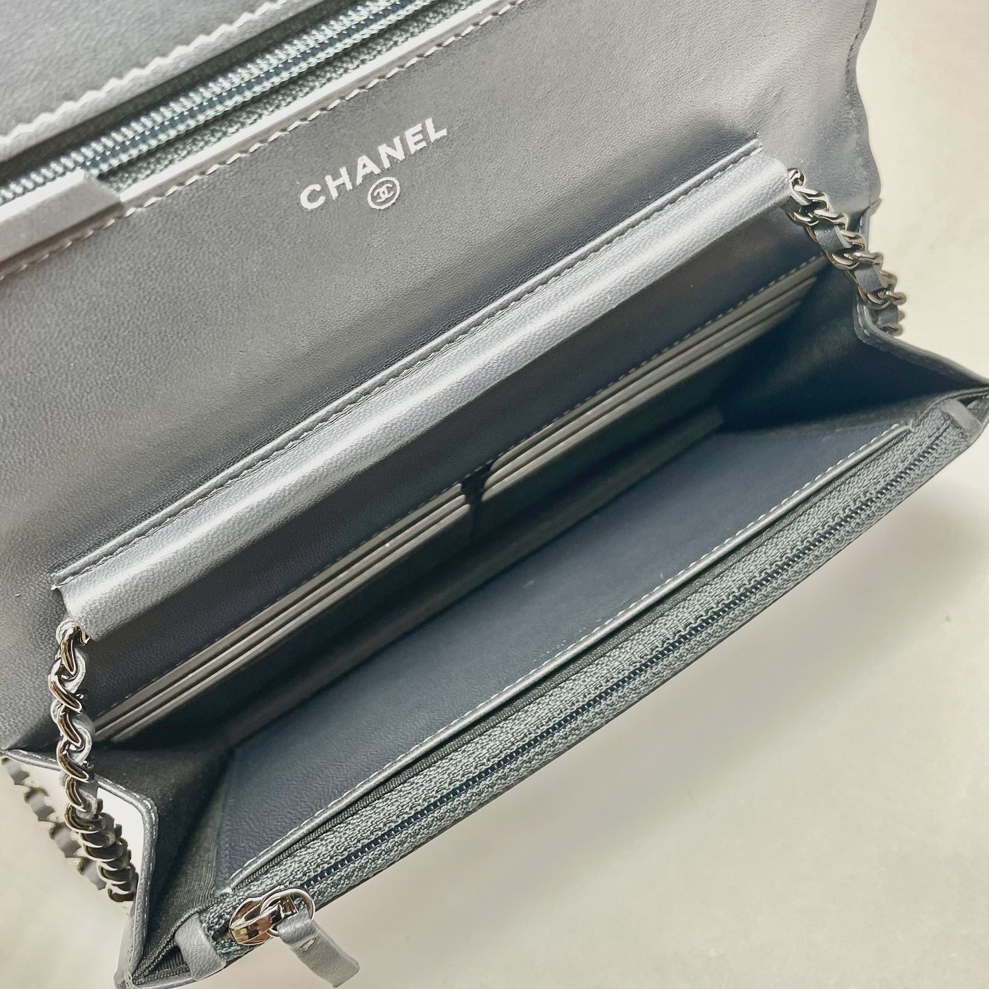 CHANEL Python Wallet On Chain Chanel