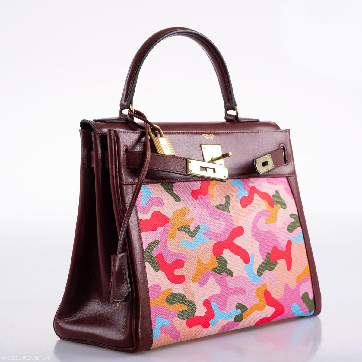 Vintage Hermes Kelly 28 Retourne Rouge H Calf Box & Toile Camouflage Painting Hermes