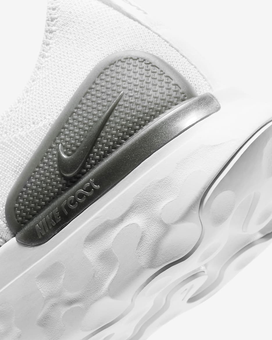 Nike Women's React Phantom Run Flyknit 2 Shoes - White / Pure Platinum / Metallic Silver Nike