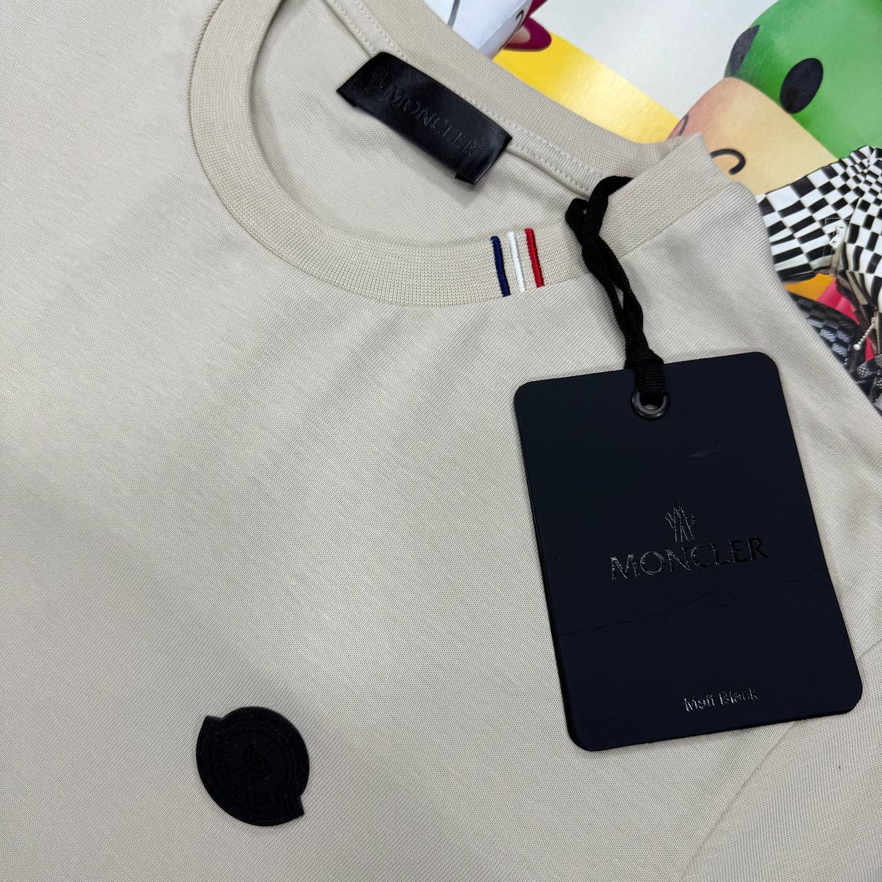Moncler Black Badge Logo Crewneck T-shirt Men's Women's in Different Colors Reps UK Sale Best Quality AAA Replica