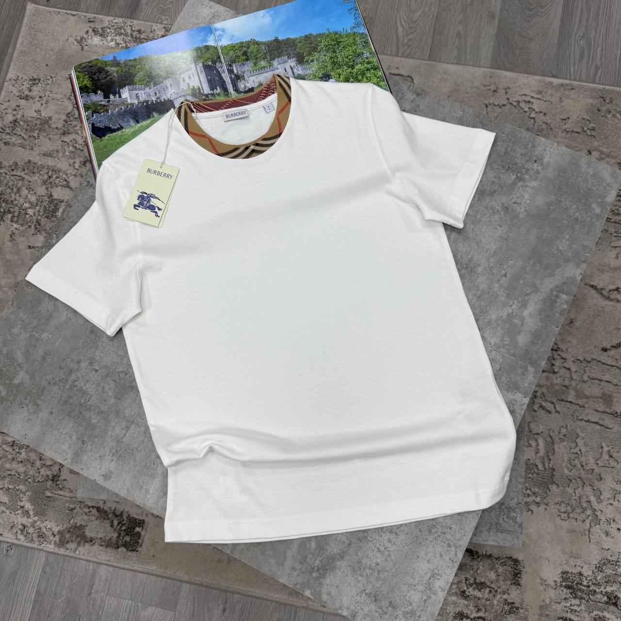 Burberry Check Trim Relaxed Fit Cotton T-Shirts Men's Women's in Different Colors Reps UK Best Quality AAA Replica