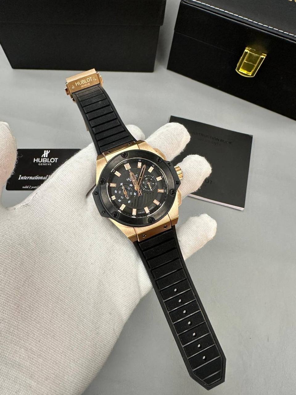 c Black Dial Men's Watch UK Replica Sale AAA Best Quality Reps