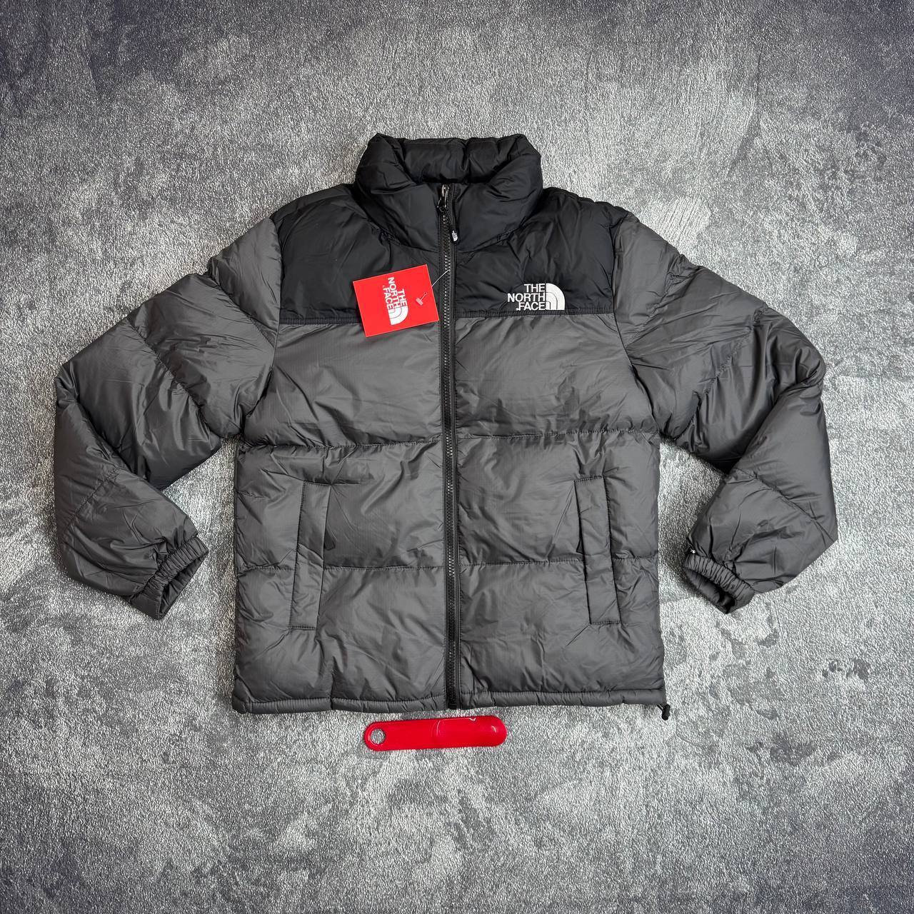 The North Face 1996 Retro Nuptse Jacket in 2 Colors Reps Sale UK Best Quality AAA Replica