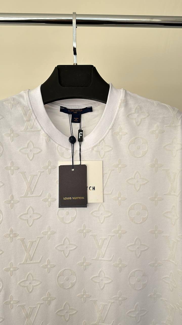 Louis Vuitton Embossed Cotton Jersey Logo Men's Women's T-Shirts in 2 Colors Reps UK Best Quality AAA Replica