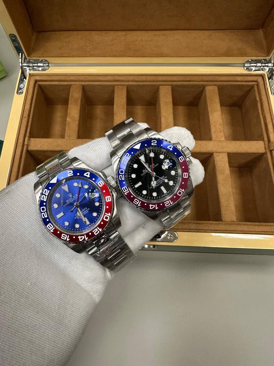 Rolex GMT-Master II Men's Watches "Pepsi" in 2 Different Dial Colors UK Best Quality AAA Reps