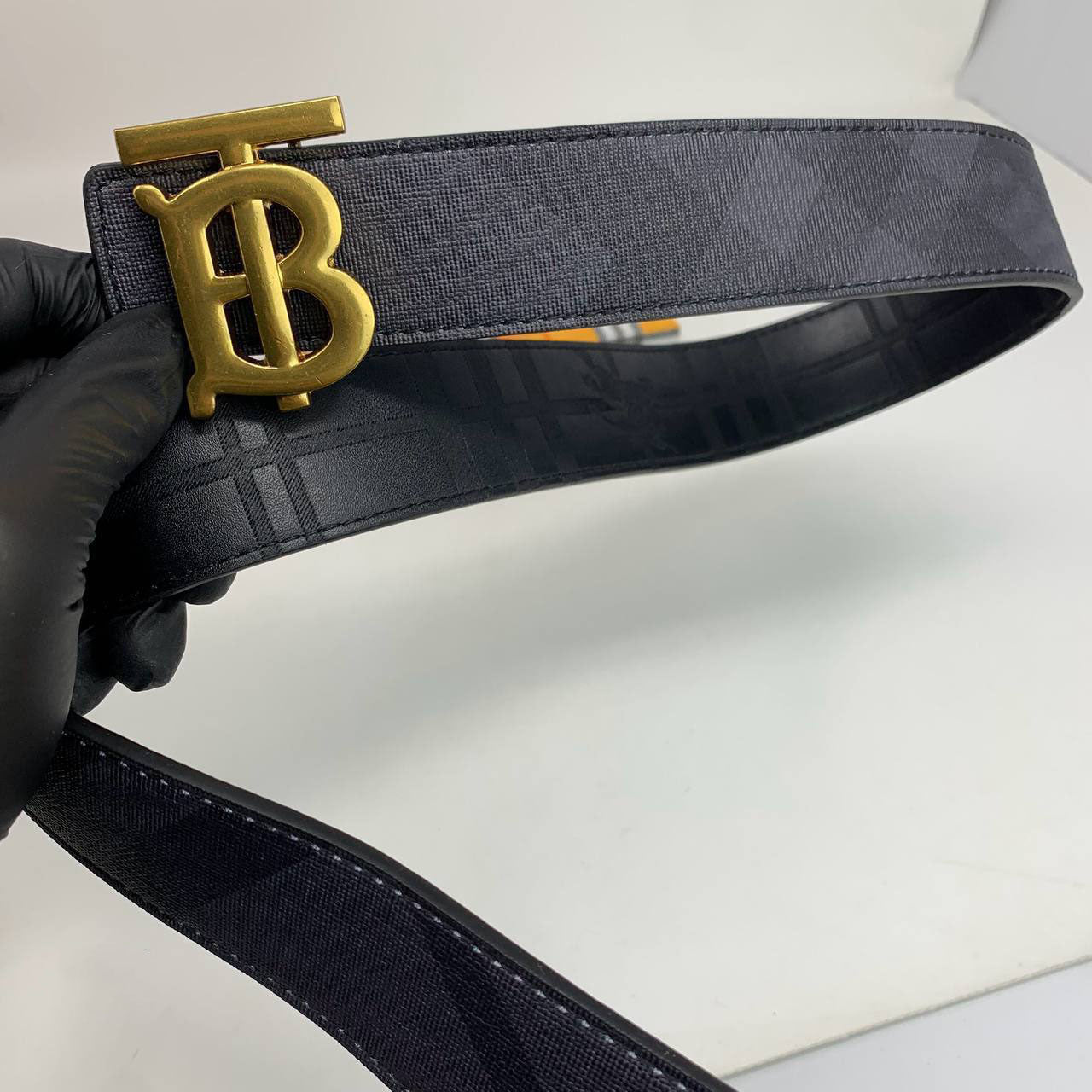 Burberry Monogram Plaque Golden Buckle Black Belt Reps Sale UK Best Quality AAA Replica