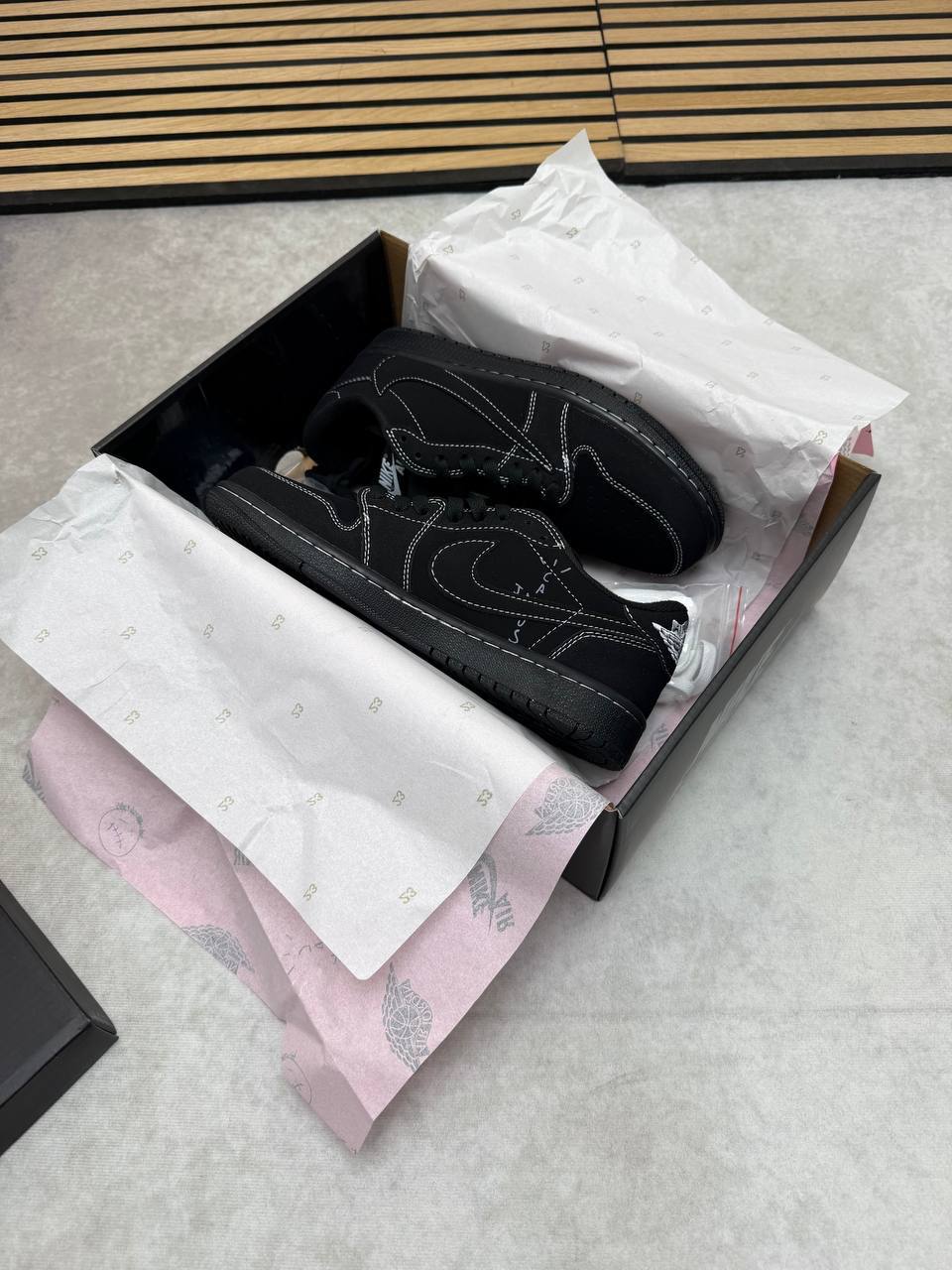 Nike Air Jordan 1 Retro Low OG SP "Travis Scott" in Black DM7866-001 Trainers Men's Reps Sale UK Best Quality Sale AAA Replica