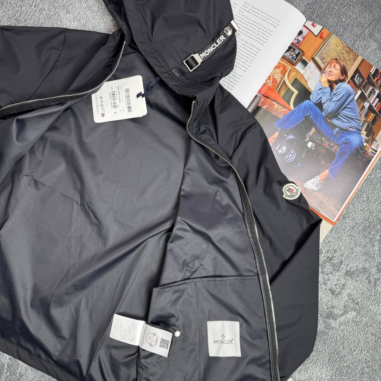 Moncler Water-Repellent Remoray Windbreaker Jacket Men's Women's in 2 Colors Reps UK Sale Best Quality AAA Replica
