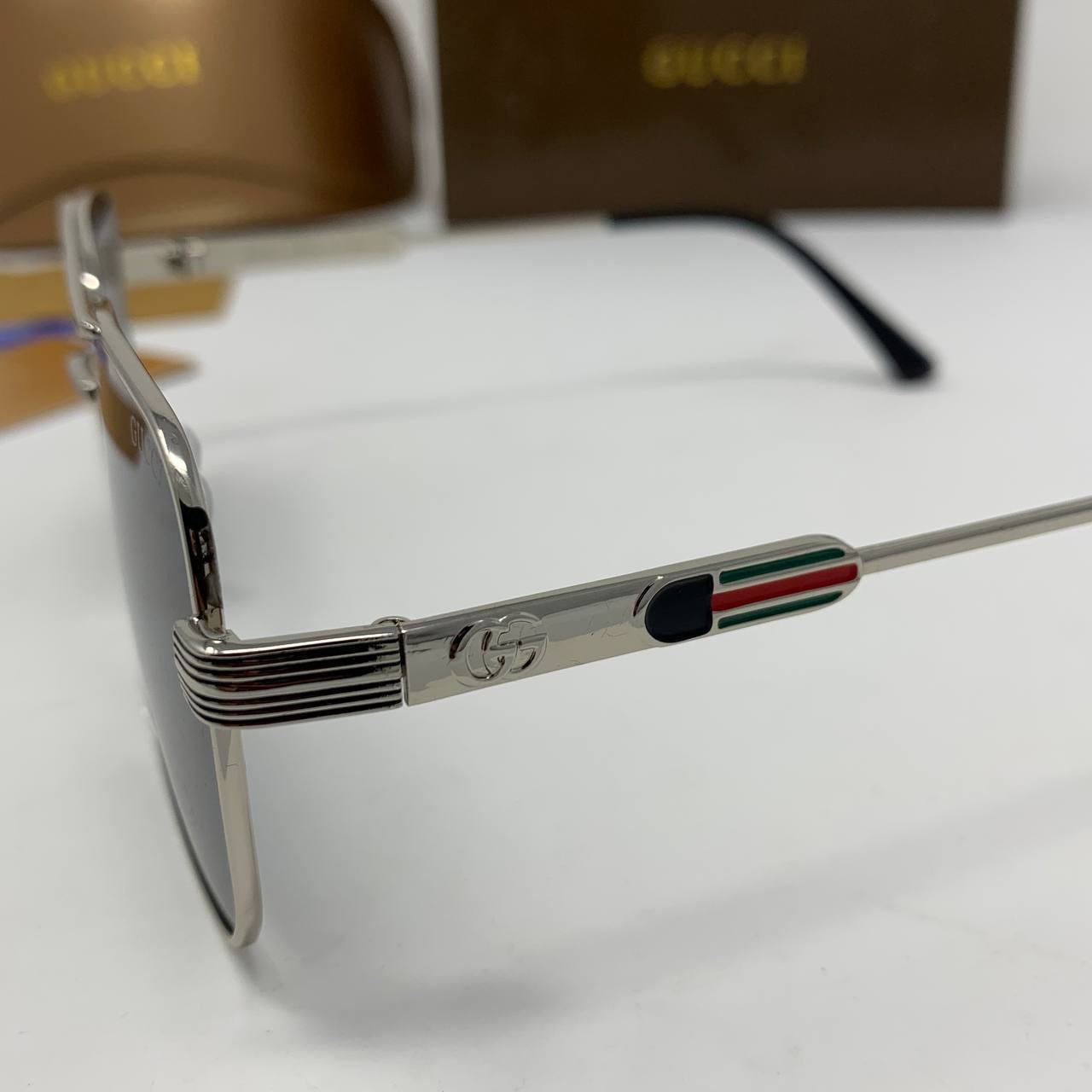 Gucci Metal Navigator Sunglasses GG0529S Men's Women's Reps Sale UK Best Quality AAA Replica