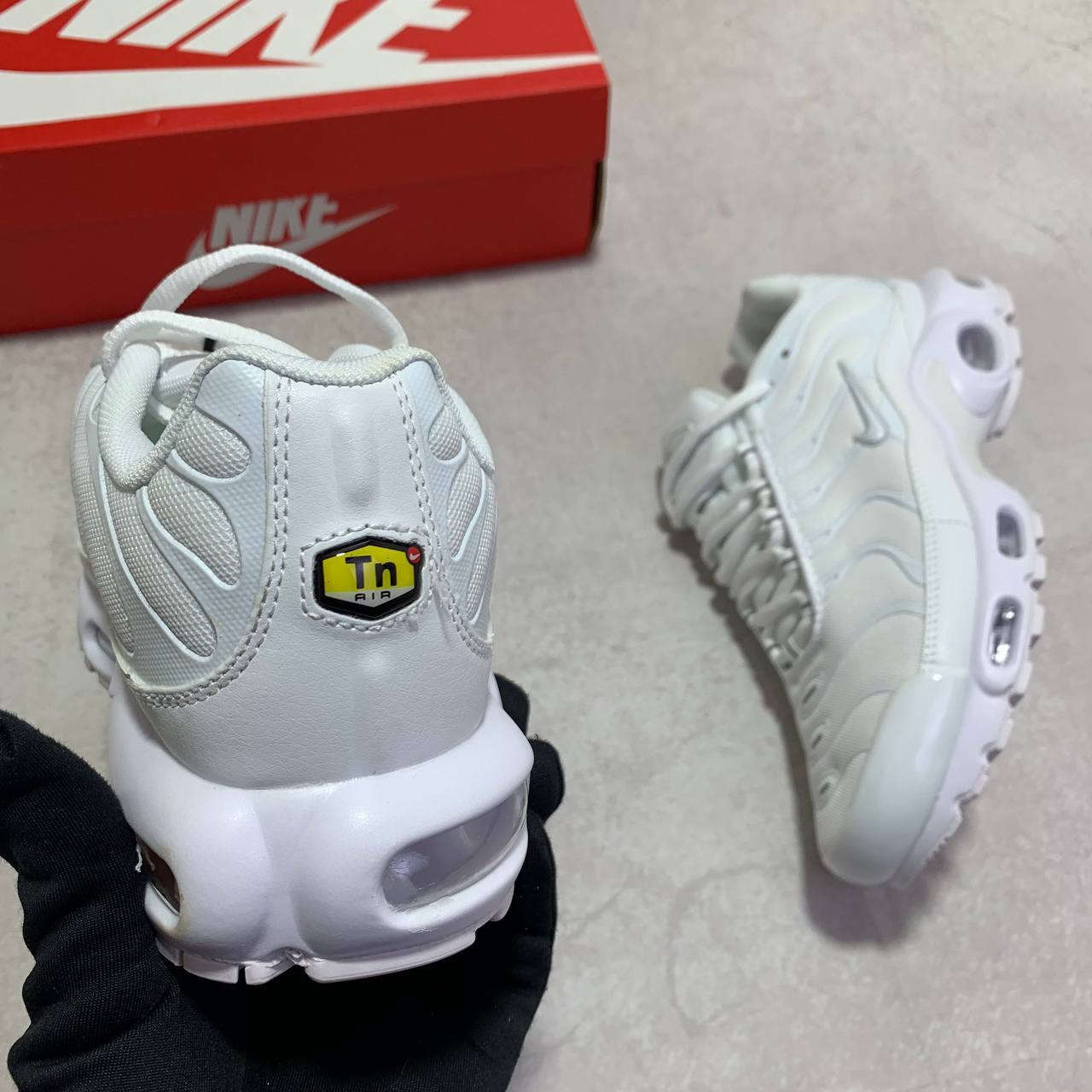 Nike TN Air Max Plus "Triple White" Men's Trainers Reps Sale UK Best Quality AAA Replica