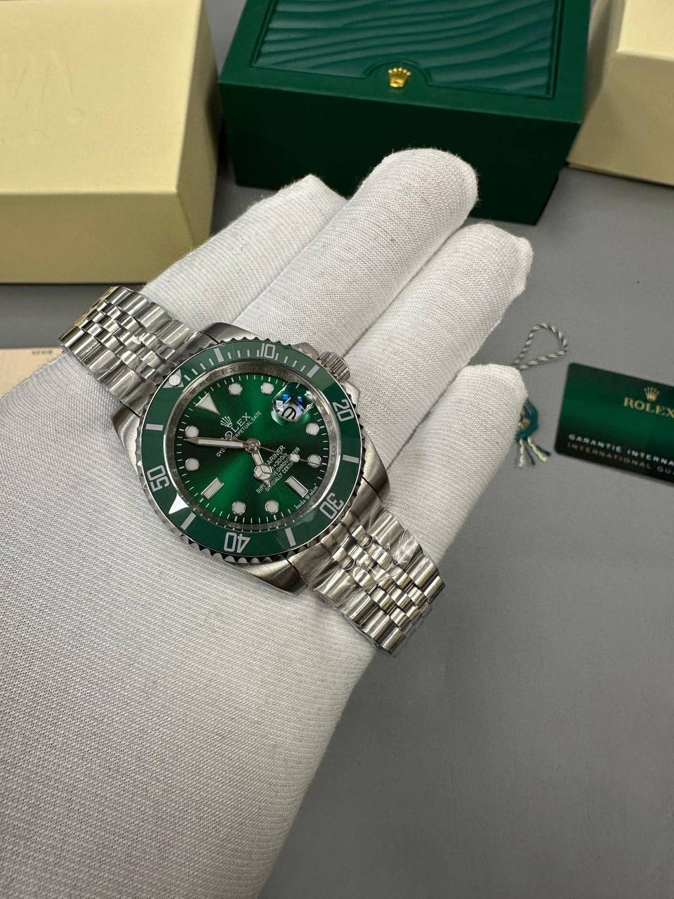 Rolex Submariner Date "Hulk" Men's Watch Reference 116610LV Green Dial & Jubilee Bracelet Reps Sale UK Best Quality AAA Replica