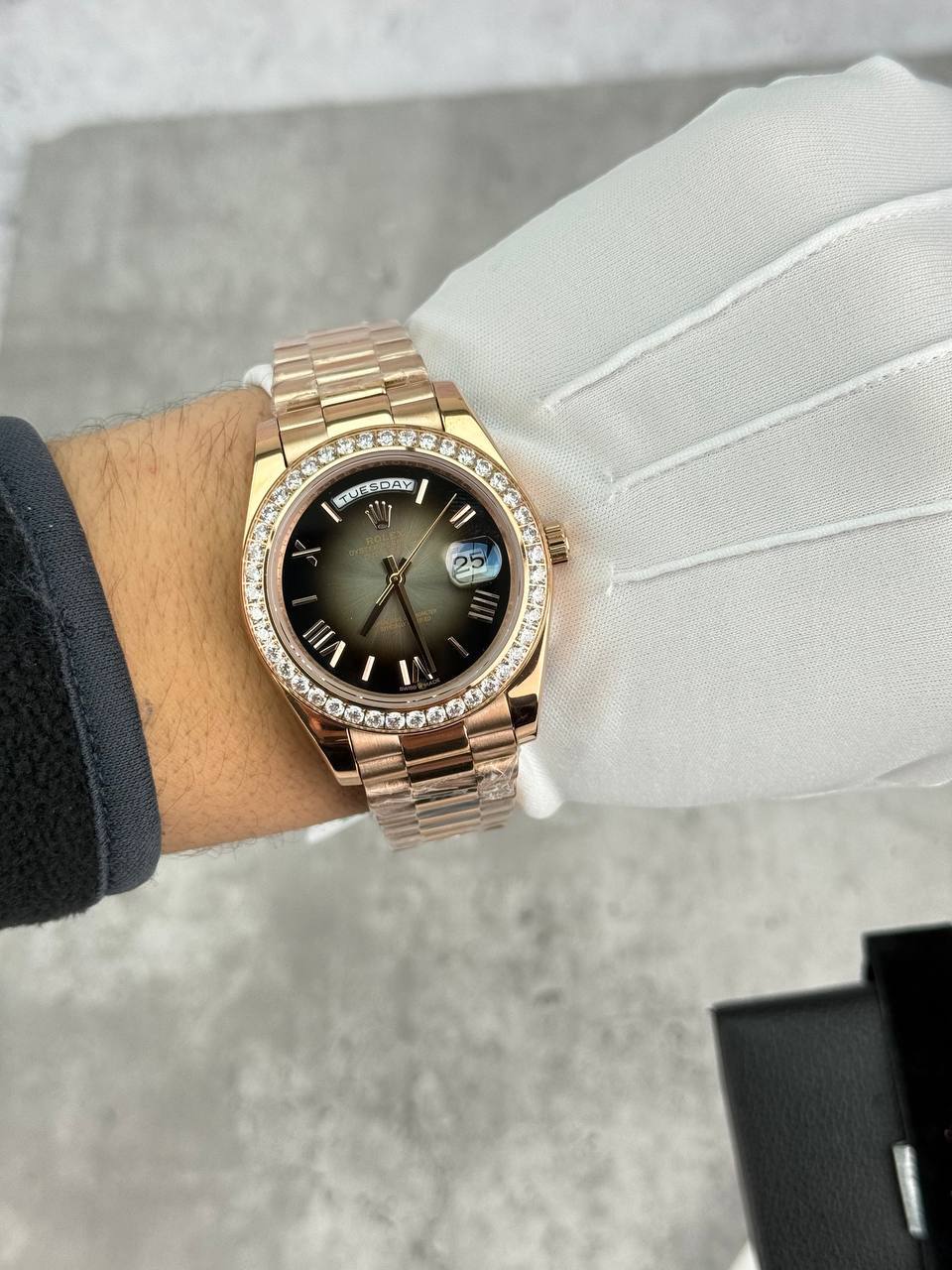 Rolex Day-Date Grey Ombre Roman Dial Diamond Bezel Rose Gold Bracelet Women's Watch Reps Sale UK Best Quality AAA Replica