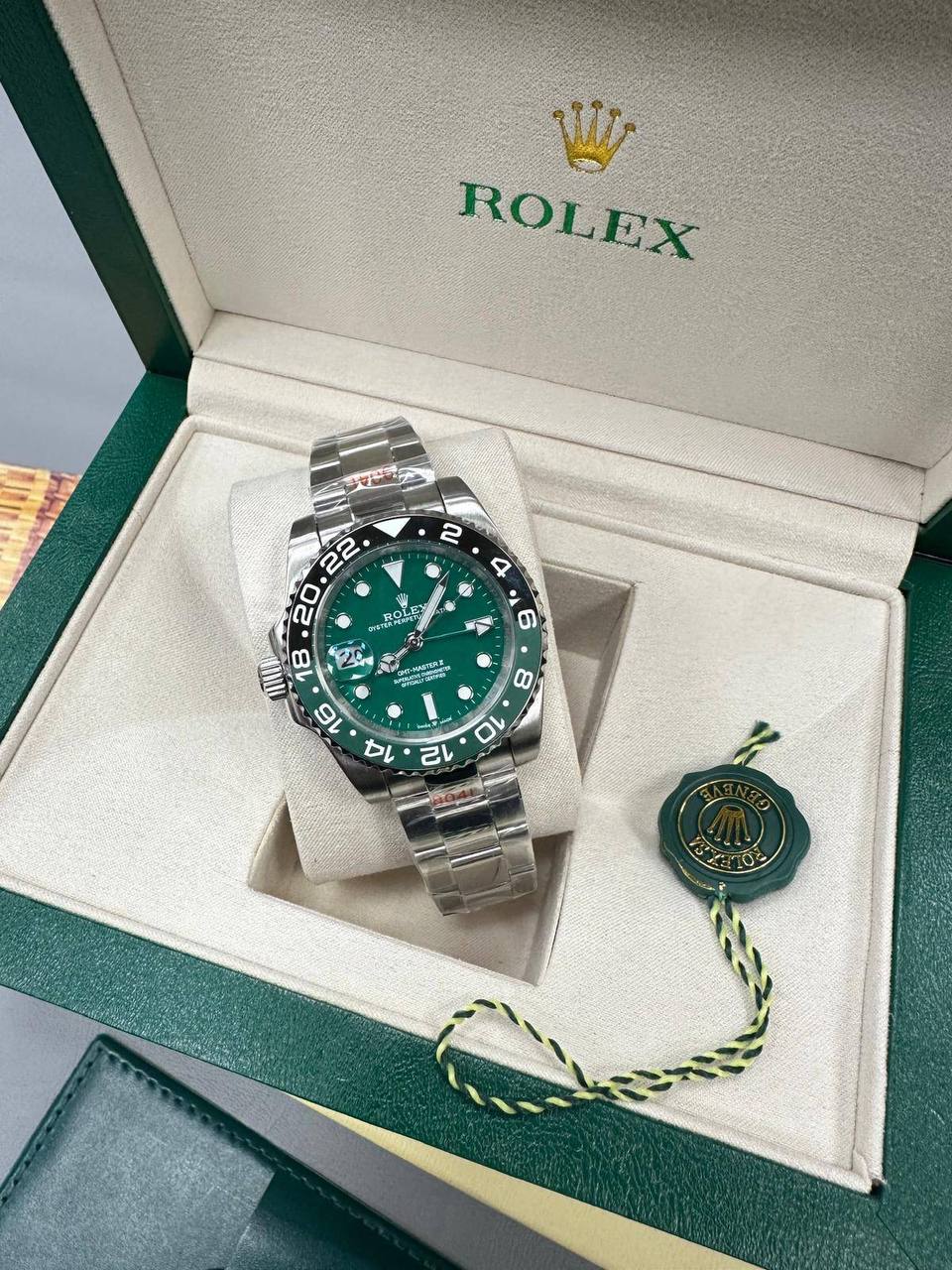 Rolex GMT-Master II Men's Watch 'Sprite' Left-Handed, Green Dial Silver Bracelet Reps Sale UK Best Quality AAA Replica