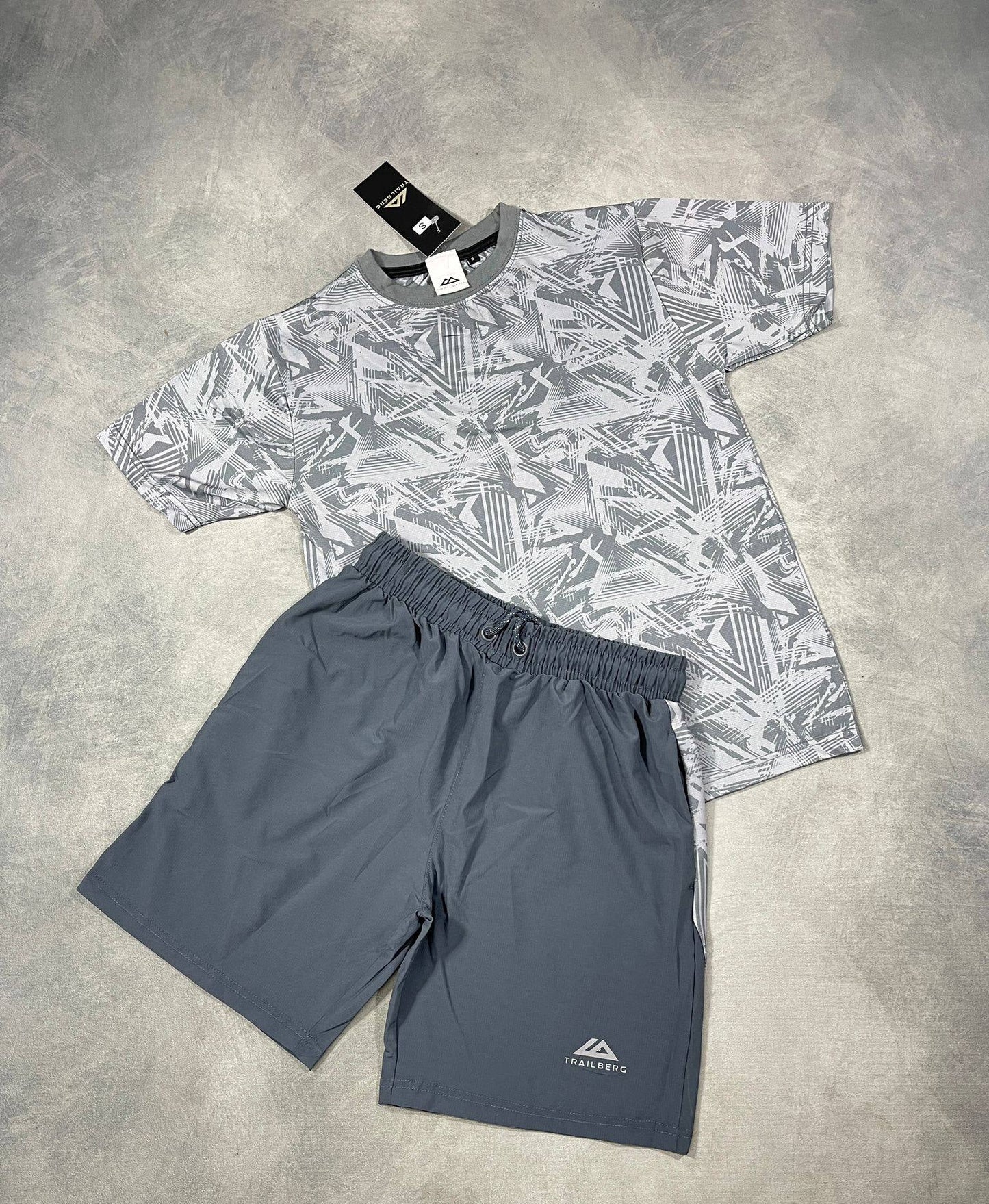 Trailberg Men's Abstract Print Graphic T-Shirt & Shorts Twinset Men's Reps Sale UK Best Quality AAA Replica