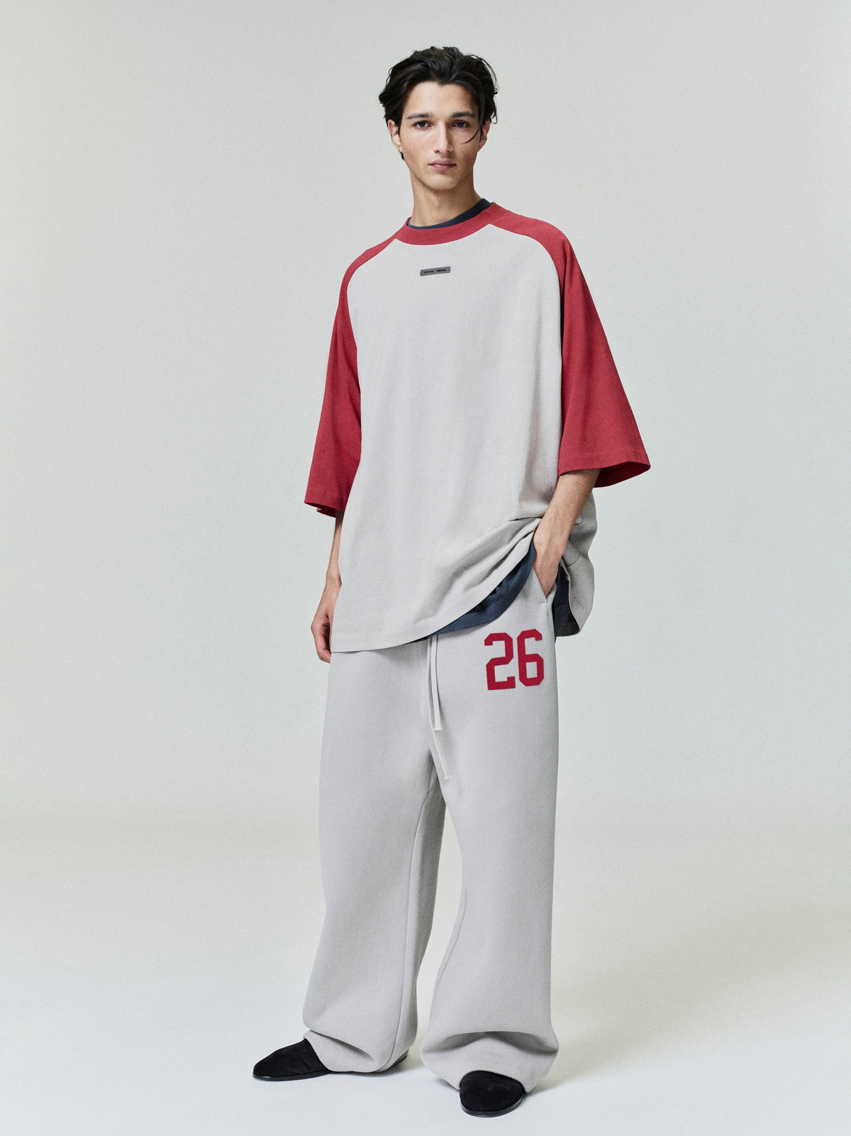 Fear of God Essentials 3/4 Raglan Sleeve Baseball Tee Off White Red BagAg