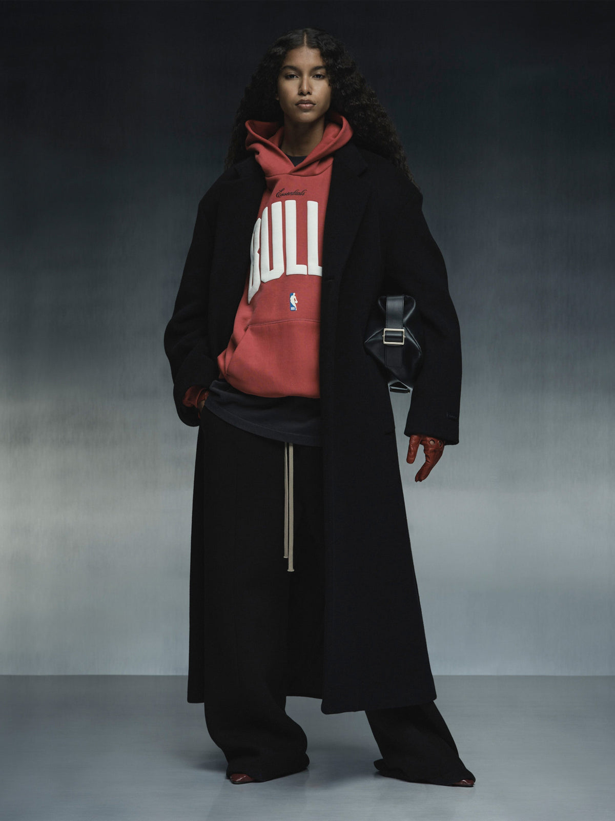Fear of God Essentials Bulls 90s Heavyweight Hoodie Red BagAg