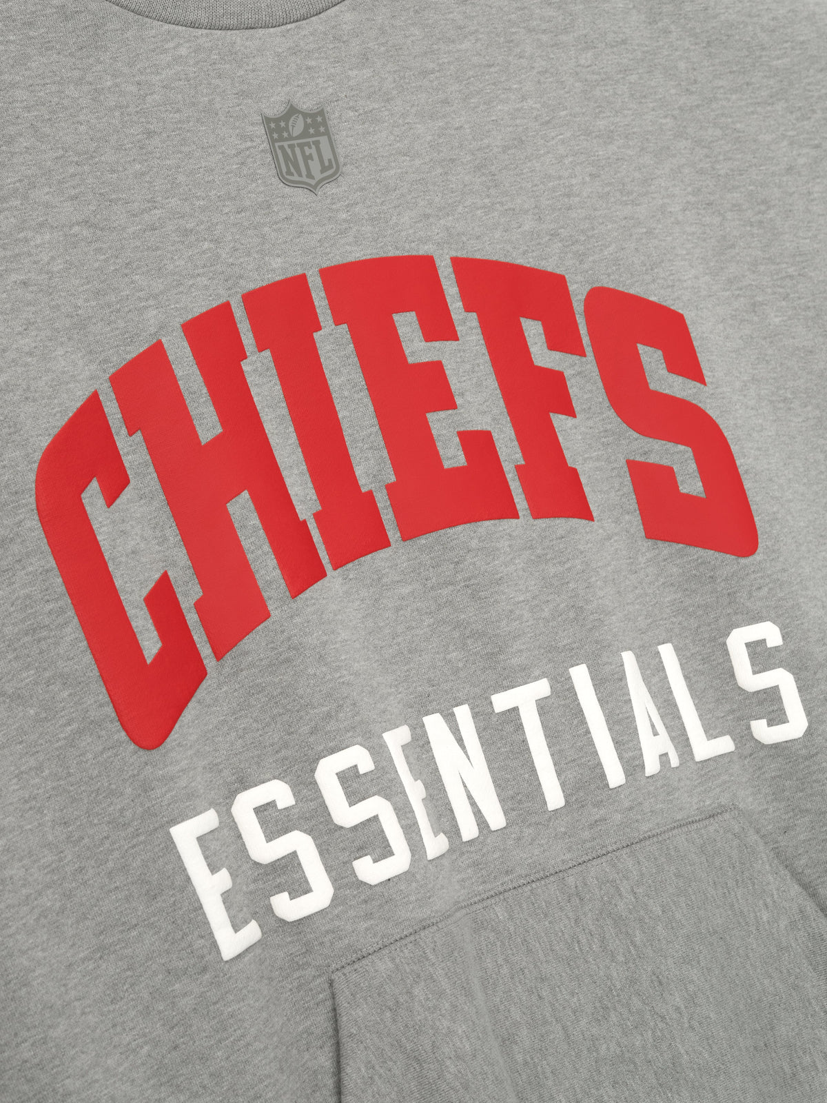 Fear of God Essentials x Kansas City Chiefs Sport Crewneck Sweatshirt Heather Grey Red BagAg