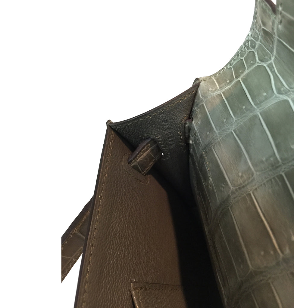 Hermès Kelly Cut Gris Tourterelle Porosus Crocodile GHW Crowned Bag
