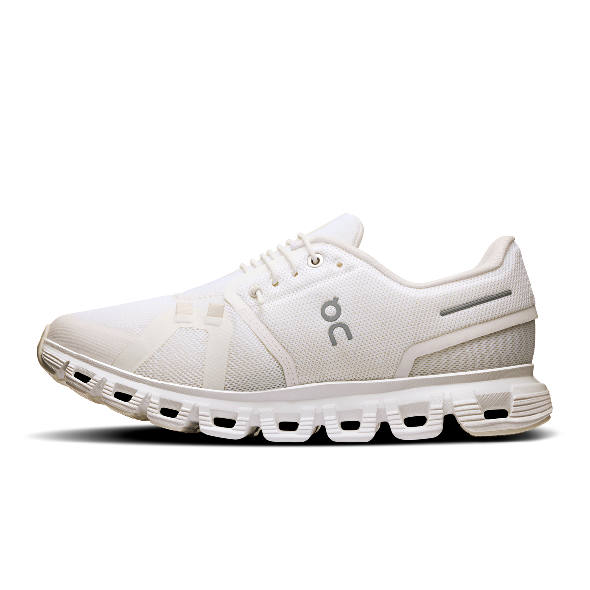 On Running Women's Cloud 6 Shoes - White / White On Running