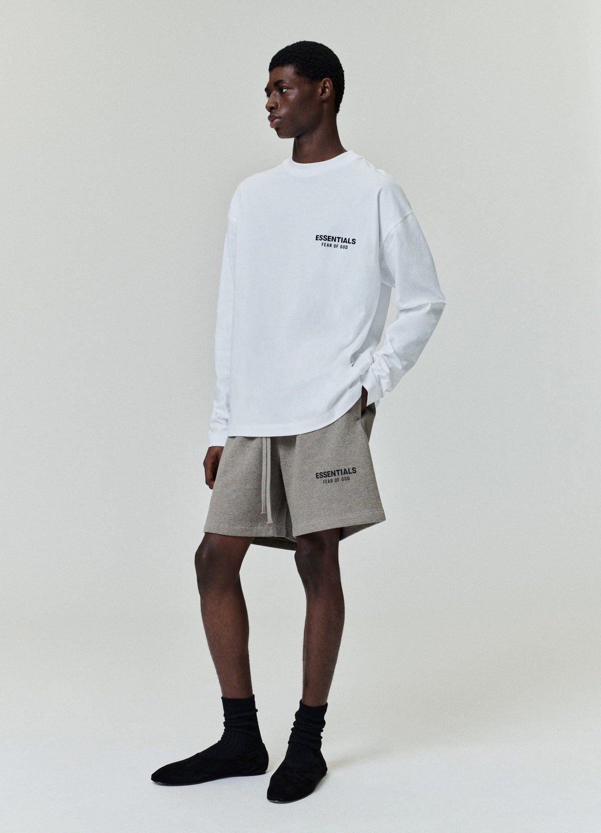 Fear of God Essentials Classic Long Sleeve Cotton Tee White Black BagAg