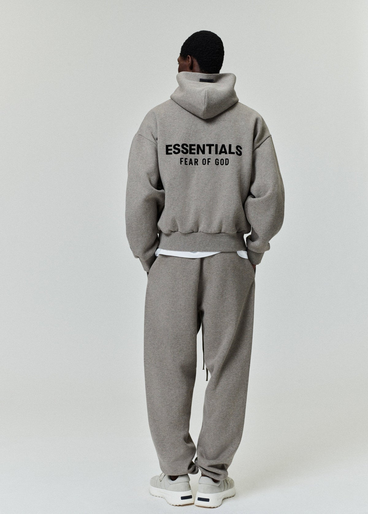 Fear of God Essentials Classic Core Fleece Hoodie Soft Taupe BagAg