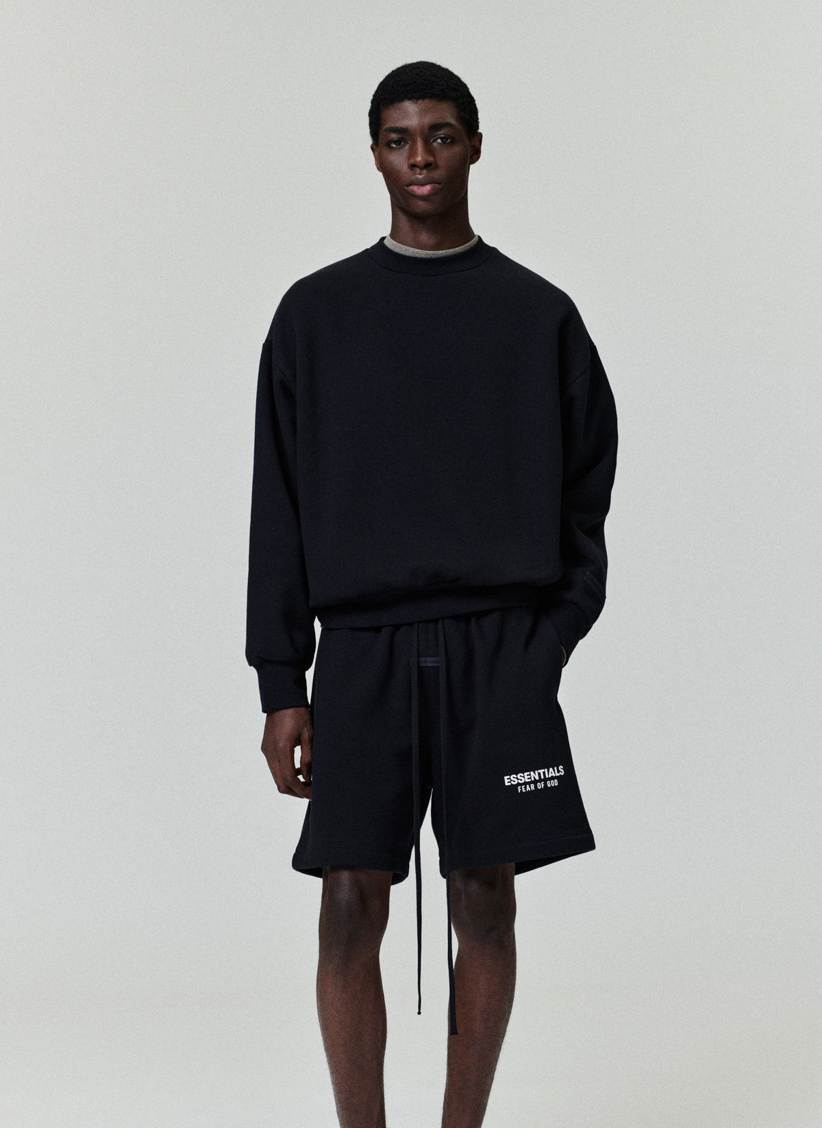 Fear of God Essentials Classic Core Fleece Crewneck Sweatshirt Black BagAg