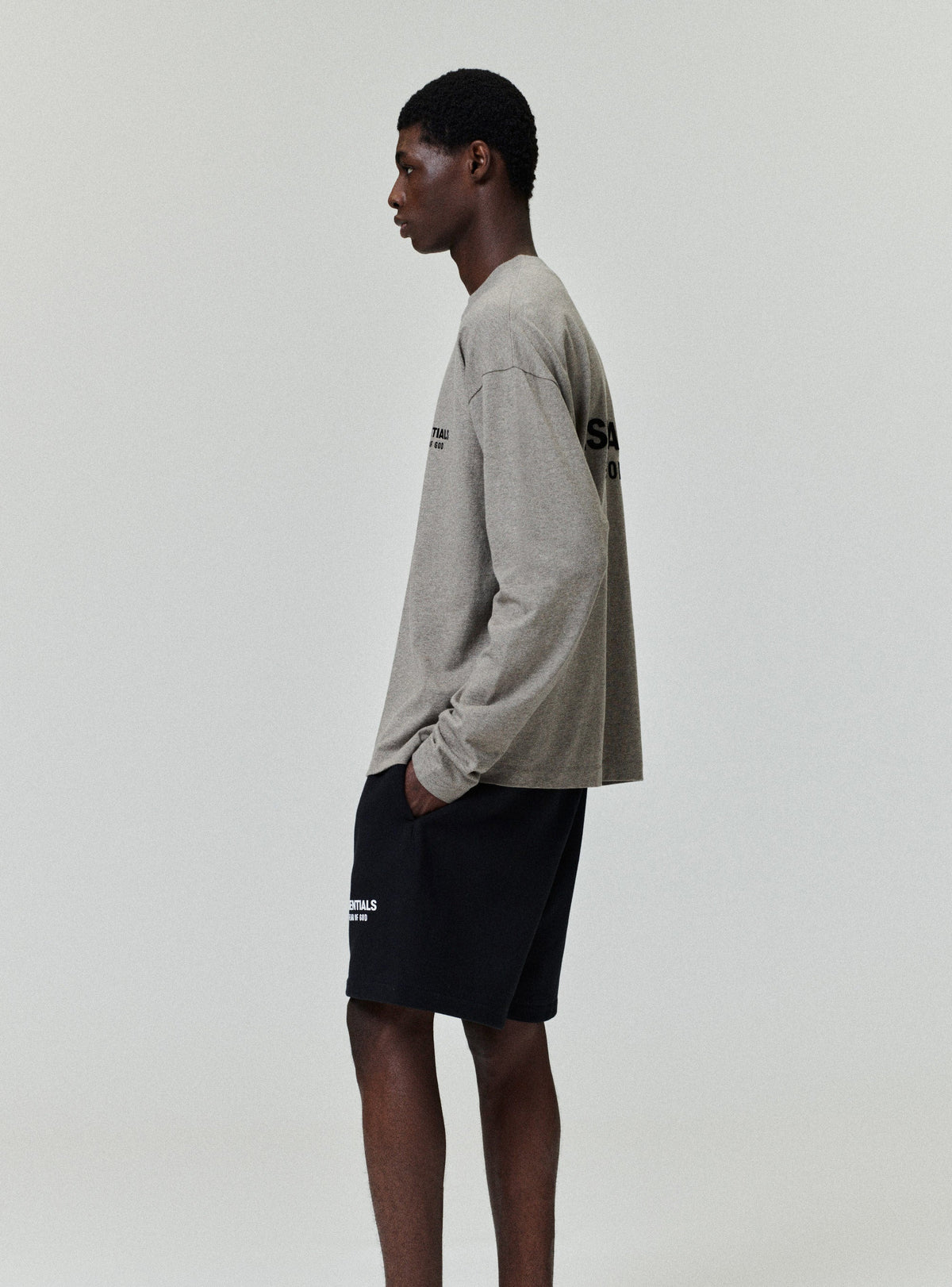 Fear of God Essentials Classic Long Sleeve Crewneck Tee Taupe BagAg