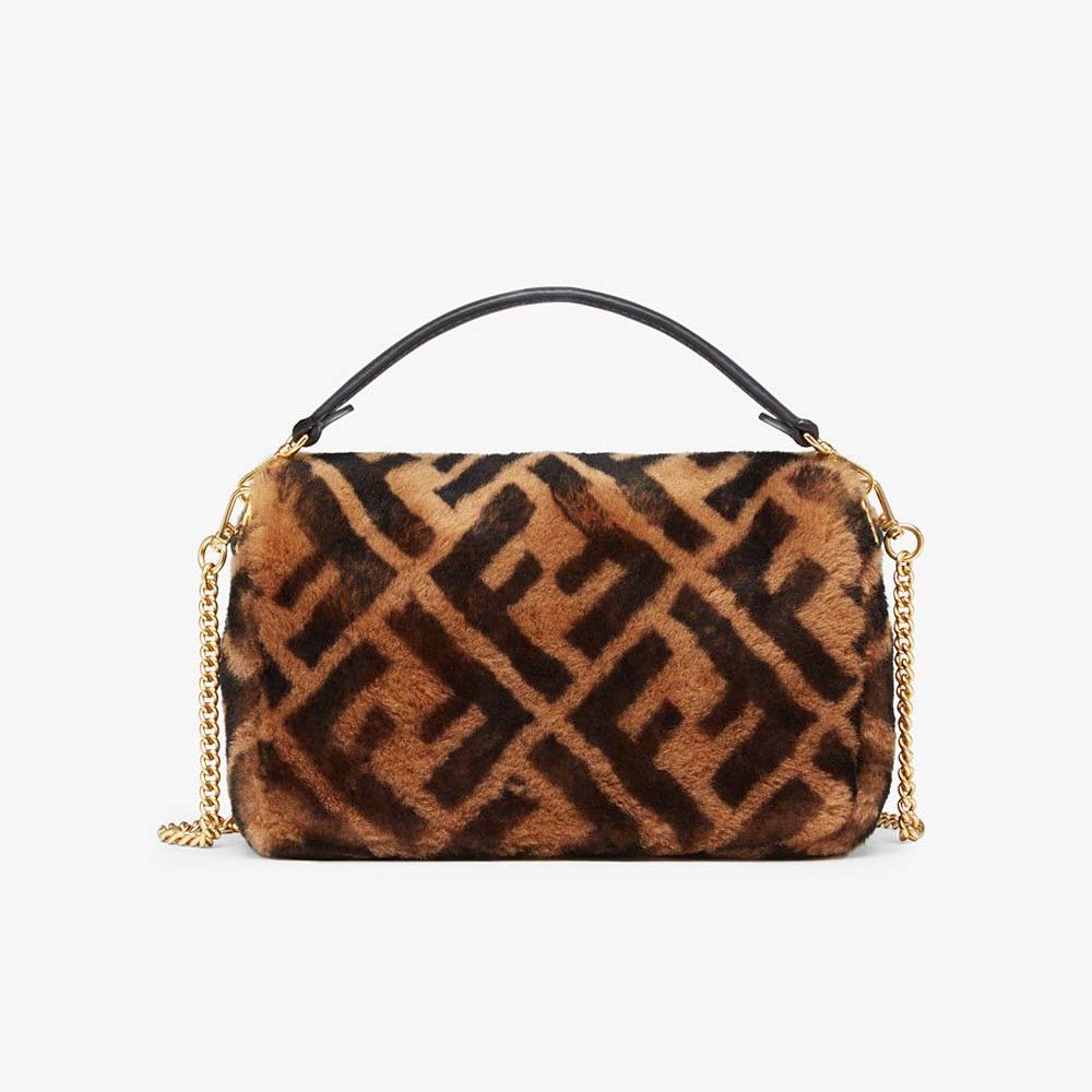 BAGUETTE Brown Sheepskin Bag Fendi