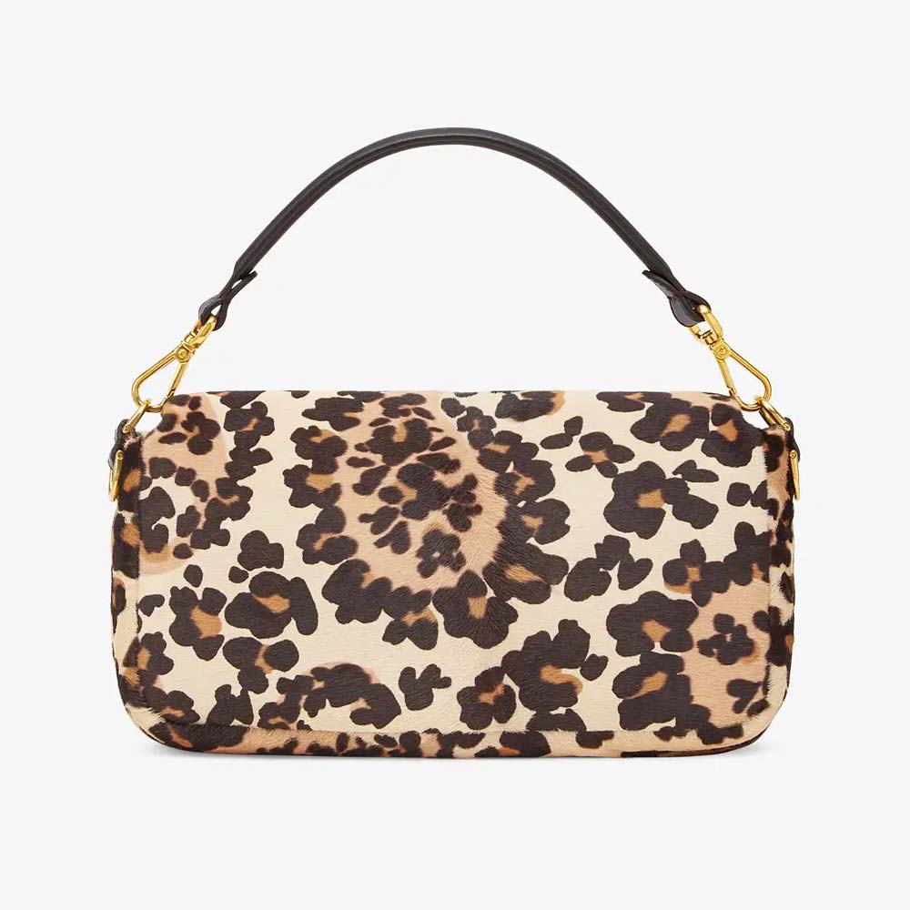 BAGUETTE Short Haired Beige Leather Bag Fendi