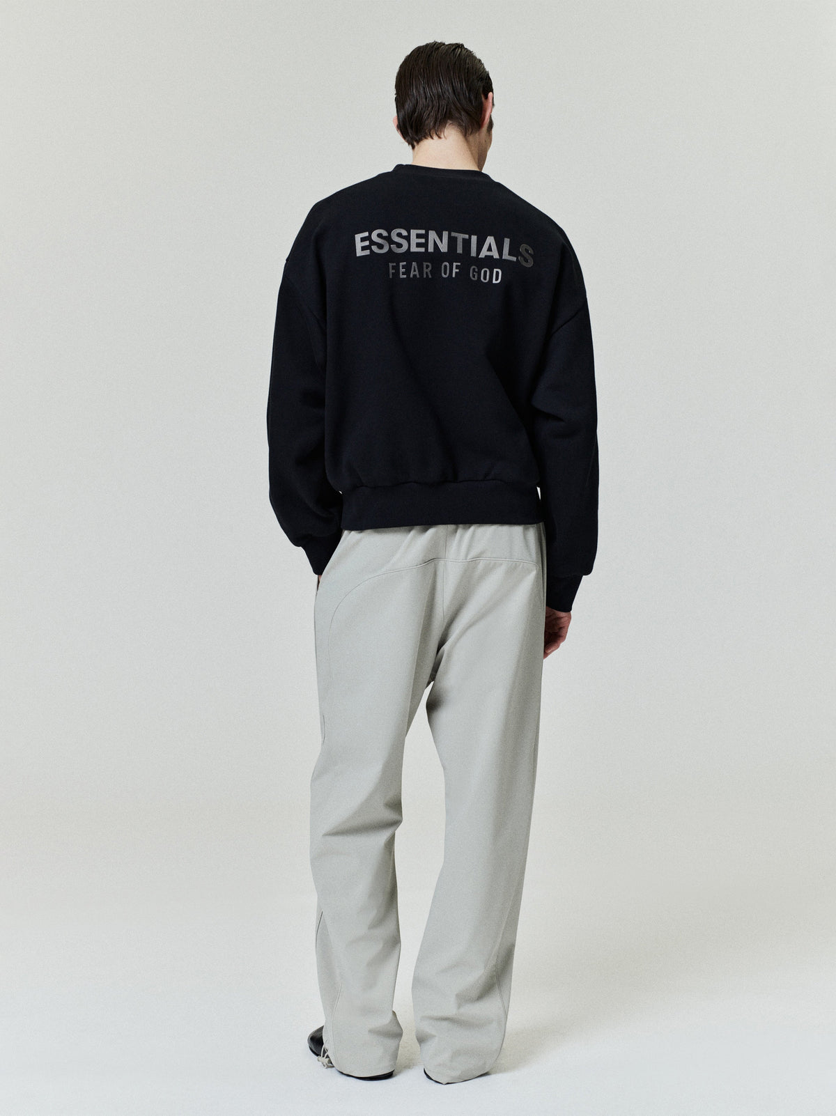 Fear of God Essentials Classic Fleece Crewneck Sweatshirt Black BagAg