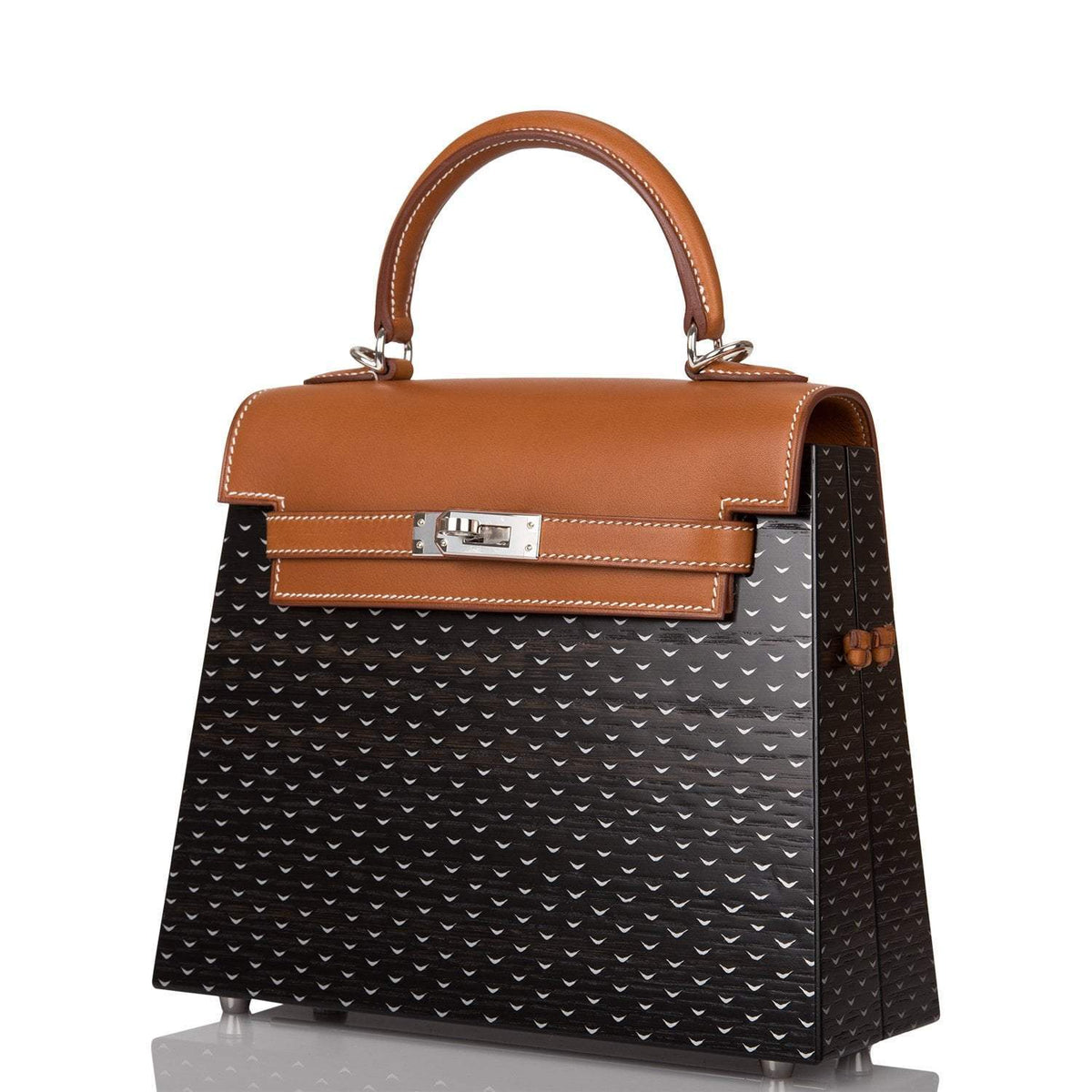 Hermes Fauve Barenia and Natural Wood "Kelly Wood" 22cm Palladium Hardware Hermes