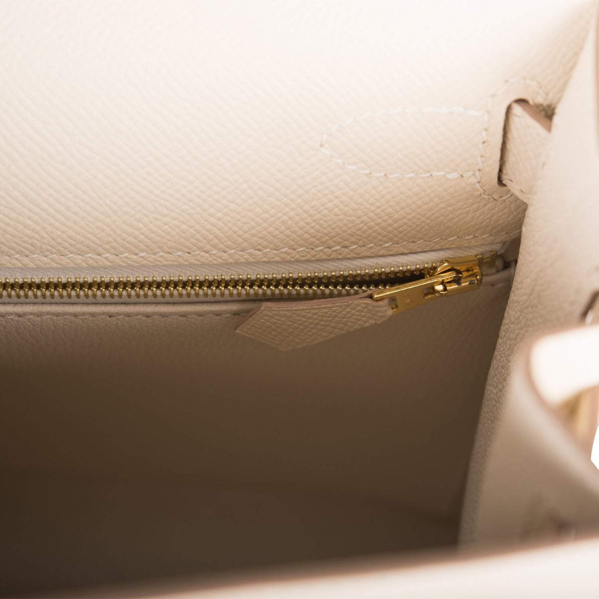 Hermes Craie Epsom Sellier Kelly 28cm Gold Hardware BagAg