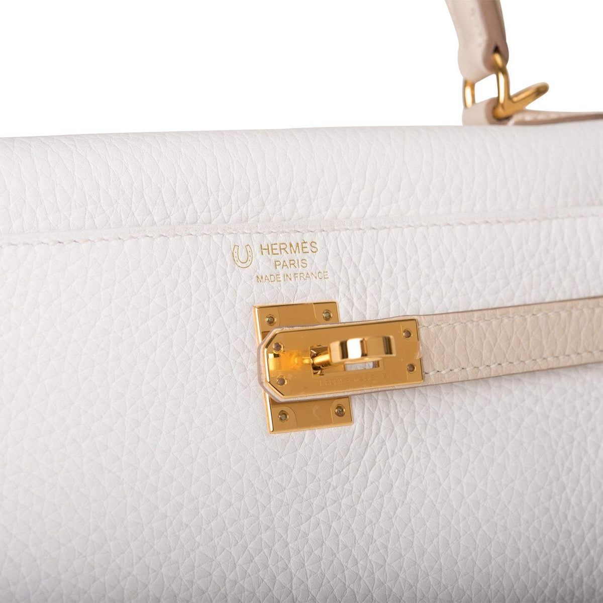 Hermes Horseshoe Stamp (HSS) Bi-Color White and Trench Clemence Retourne Kelly 25cm Gold Hardware BagAg