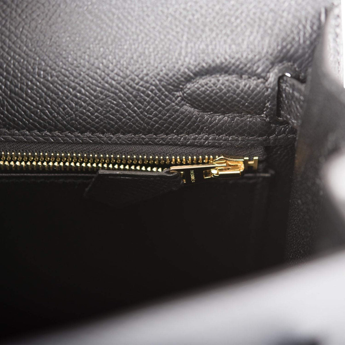 Hermes Black Epsom Sellier Kelly 25cm Gold Hardware Hermes