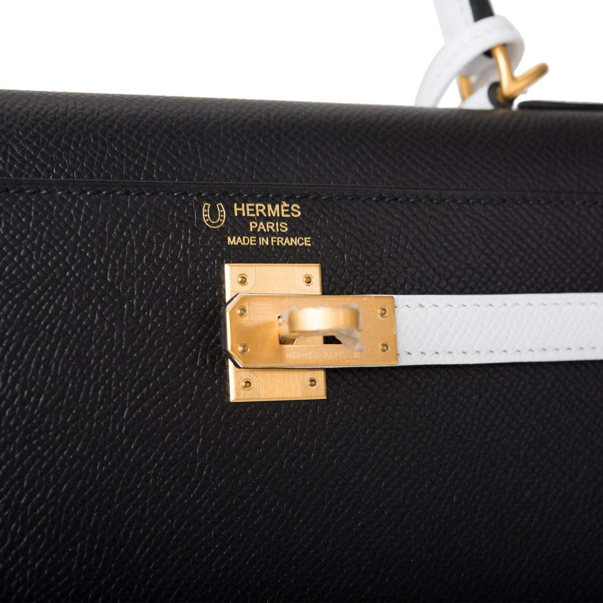Hermes Kelly 28cm Bi-Color Black and Craie Epsom Sellier Brushed Gold Hardware Hermes