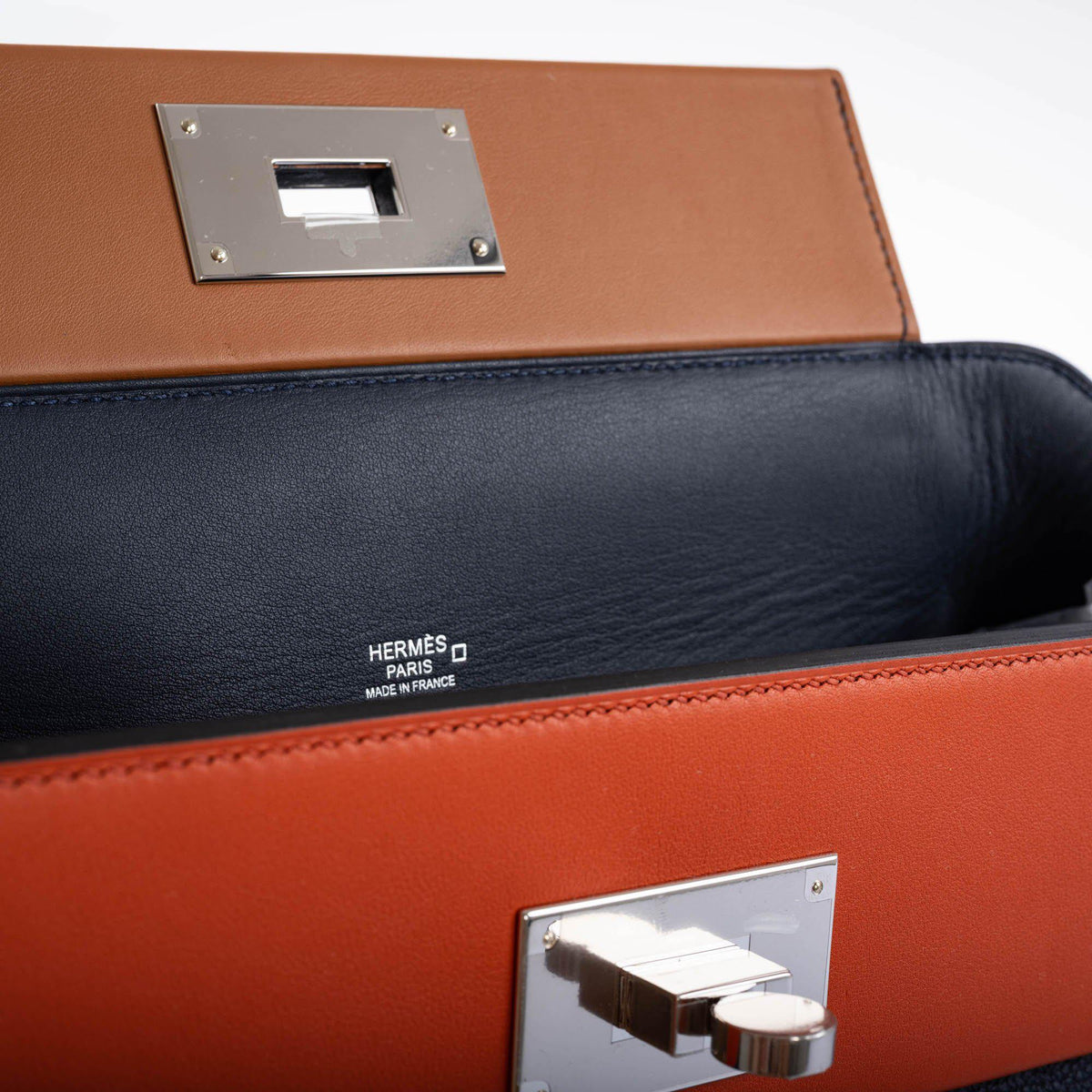 Hermes 24/24 29 Blue Nuit Togo and Matte Alligator Palladium Hardware Hermes