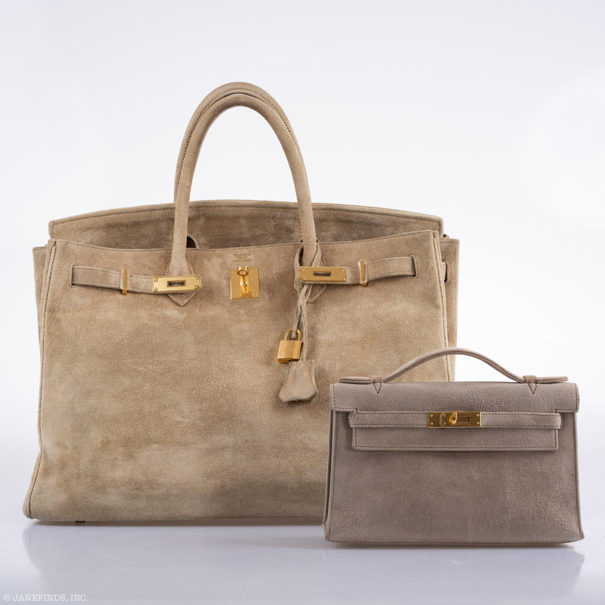 Hermes JPG Kelly Pochette Gris Pale Veau Doblis Suede Gold Hardware Hermes