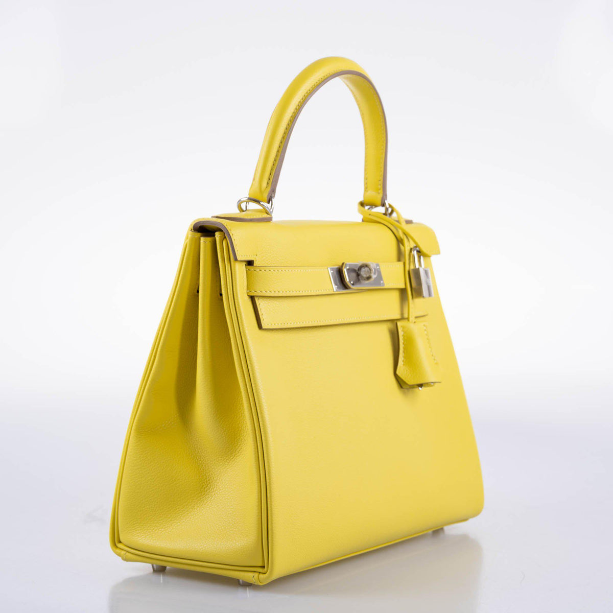 Hermes Kelly 28 Retourne Lime Evercolor leather Palladium Hardware Hermes