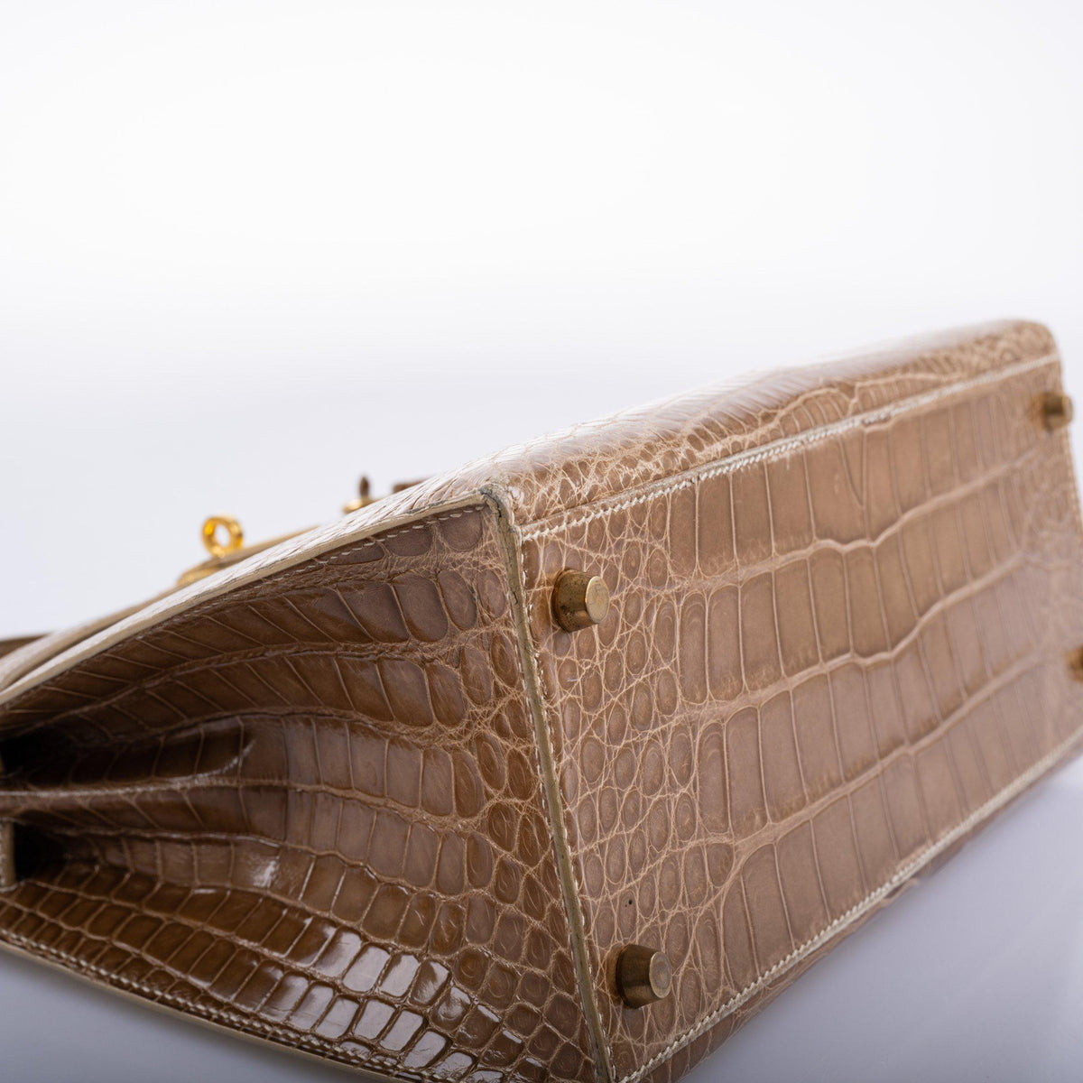 Hermes Kelly 28 Sellier Ficelle Alligator with Gold Hardware Hermes
