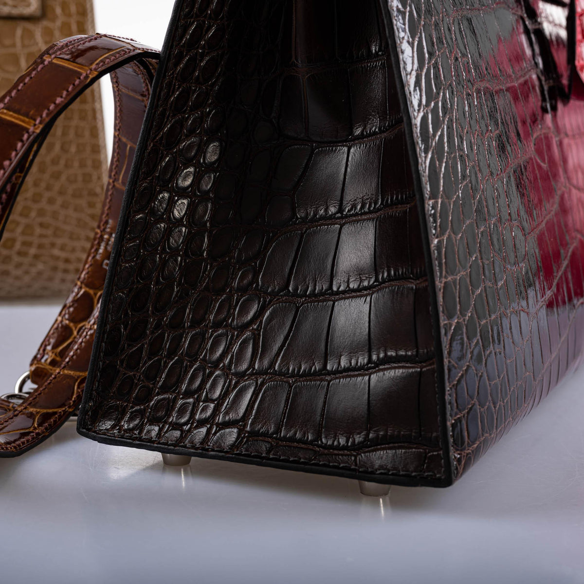 Hermes Kelly 28 Sellier Macassar, Ebene, Miel and Rose Extreme Alligator Palladium Hardware Hermes