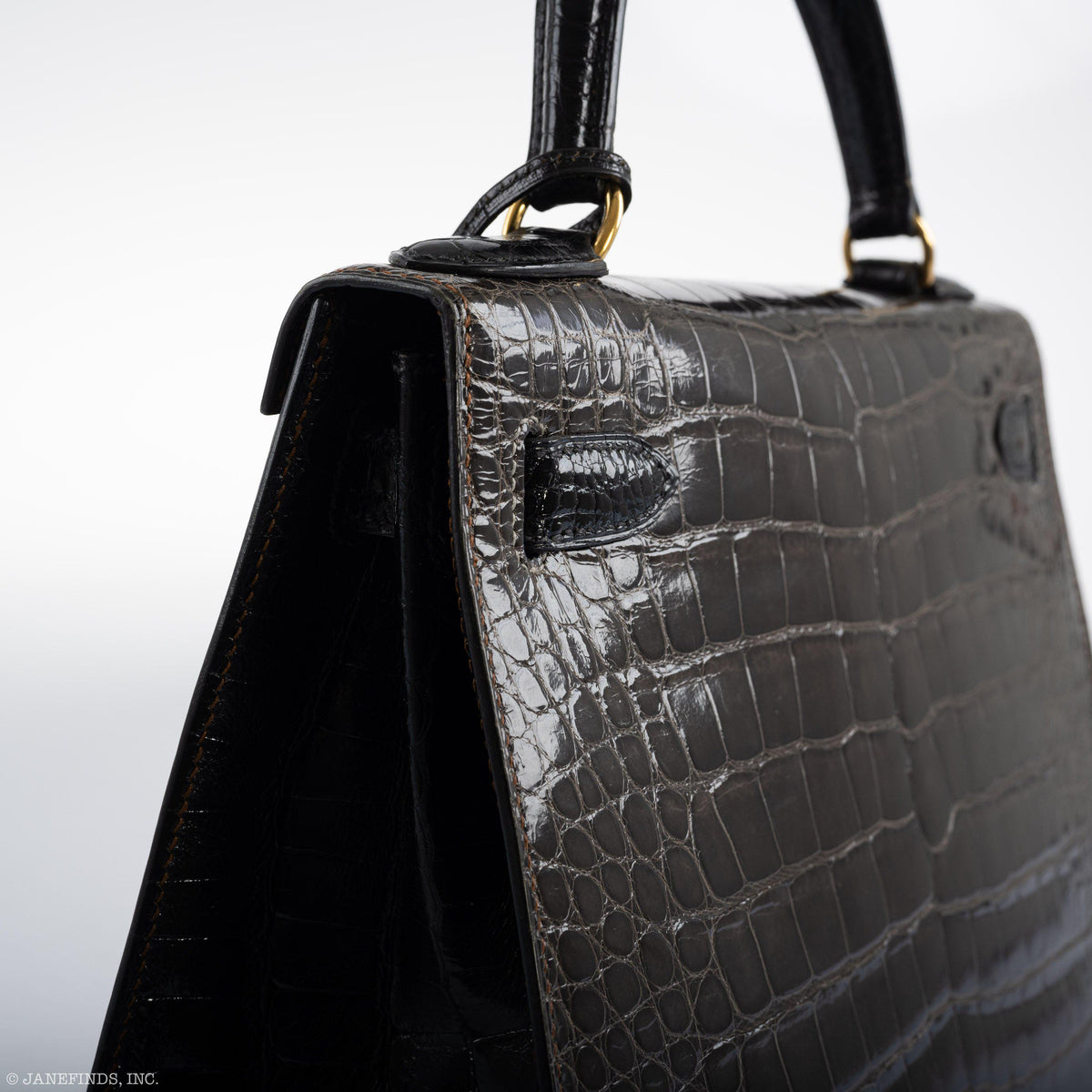 Hermes Kelly 28 Sellier Miel, Graphite & Black Alligator with Gold Hardware Hermes