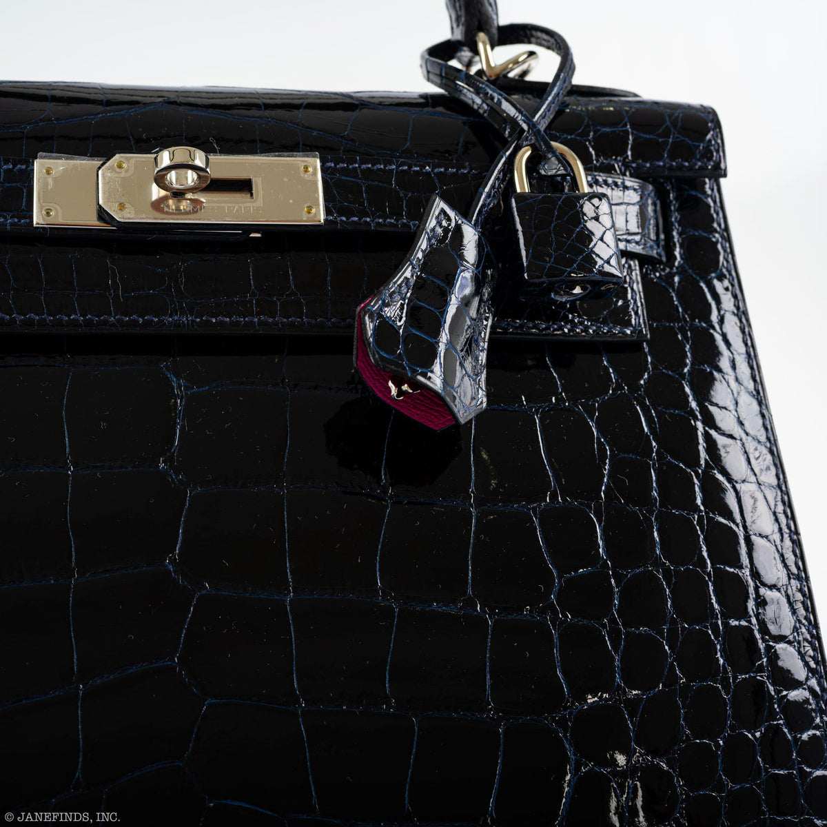 Hermes Kelly 28 Sellier Verso Blue Marine Nilo Crocodile & Rose Scheherazade Palladium Hardware Hermes