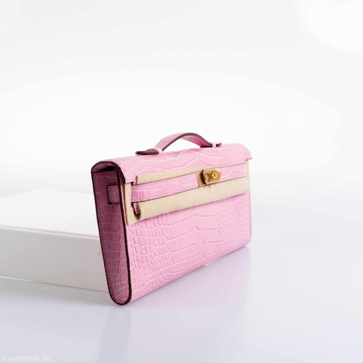 Hermes Kelly Cut Pochette 5P Bubblegum Pink Matte Porosus Crocodile Gold Hardware Hermes