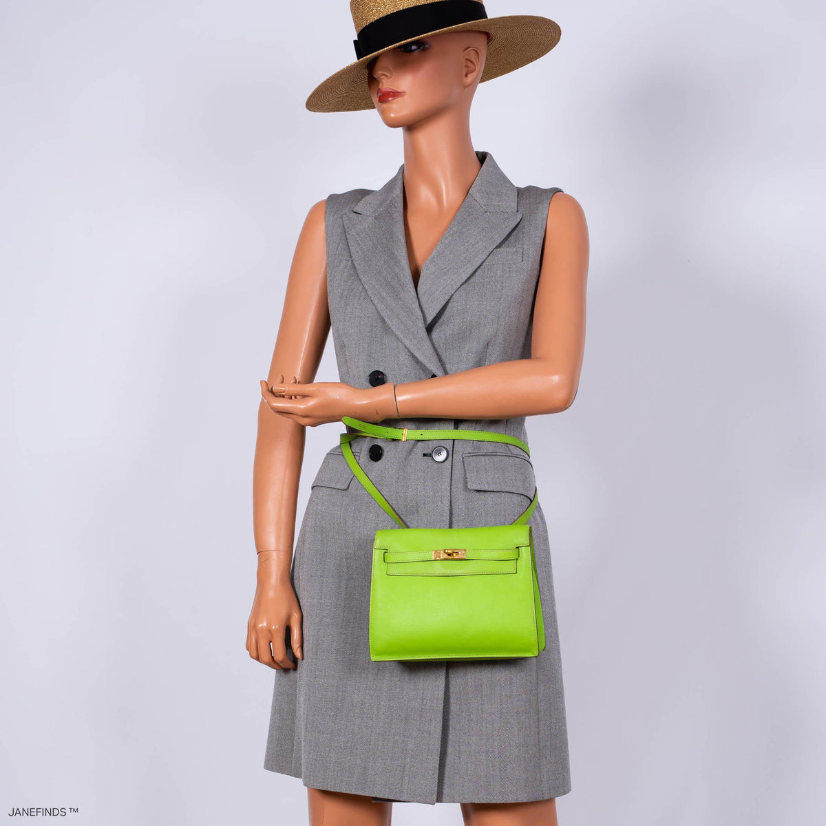 Hermes Kelly Danse II Vert Cru Swift with Gold Hardware Hermes