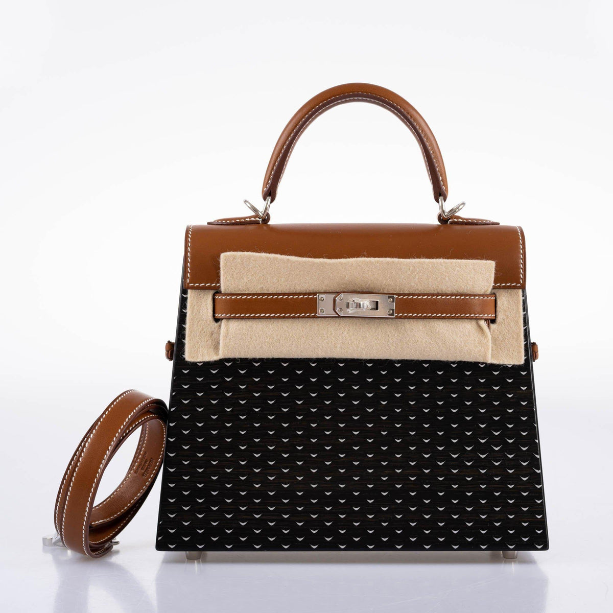 Hermes Kelly Wood 22 Bog Oak, Aluminum & Barenia with Palladium Hardware Hermes