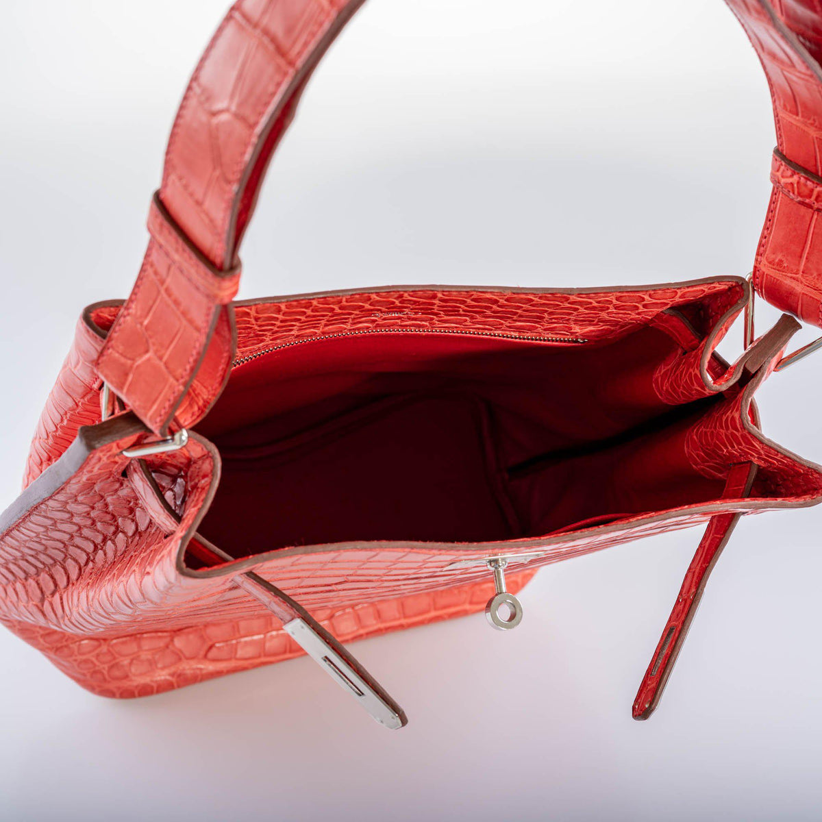 Hermes So Kelly 22 Bougenville Matte Porosus Crocodile Gold Hardware Hermes
