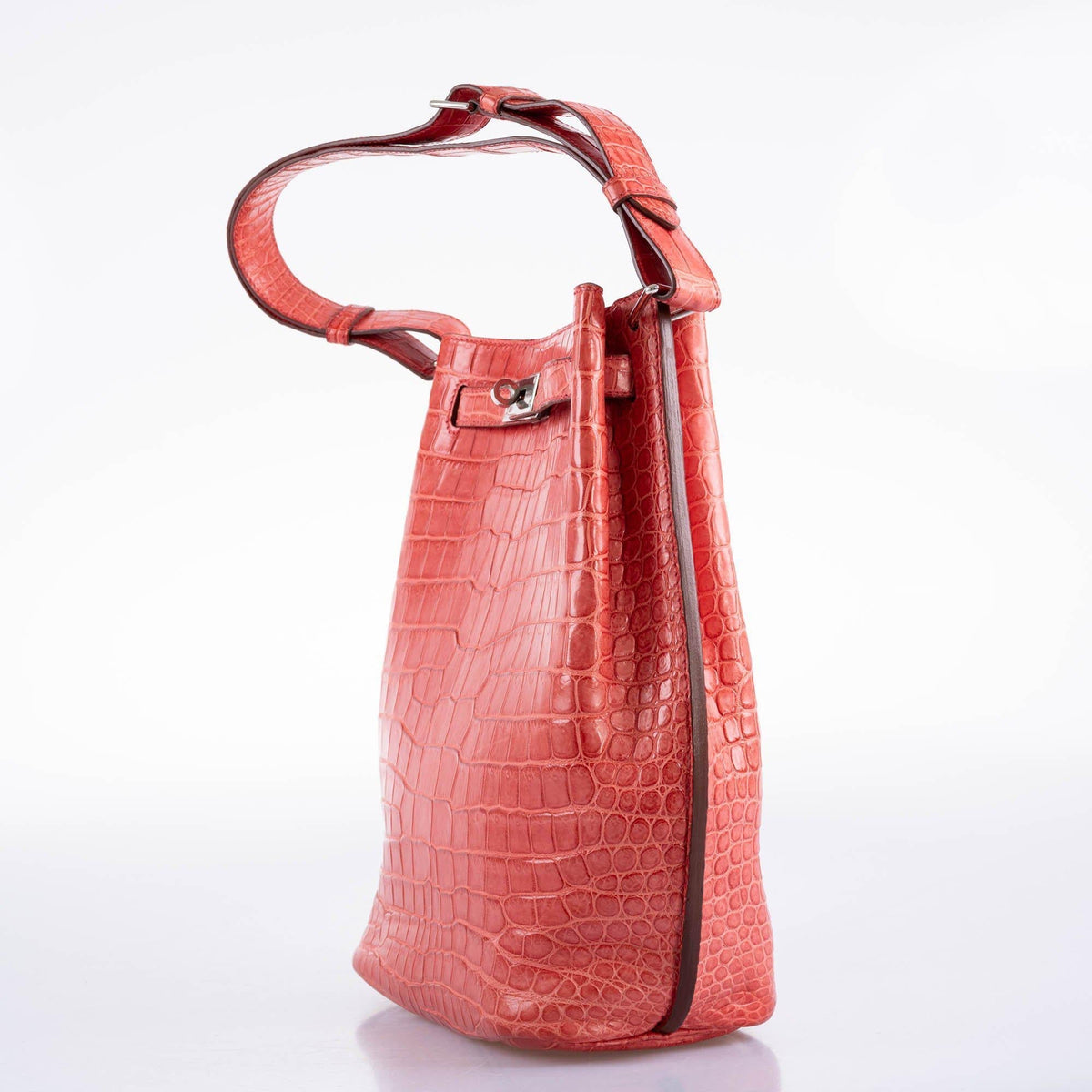 Hermes So Kelly 22 Bougenville Matte Porosus Crocodile Gold Hardware Hermes
