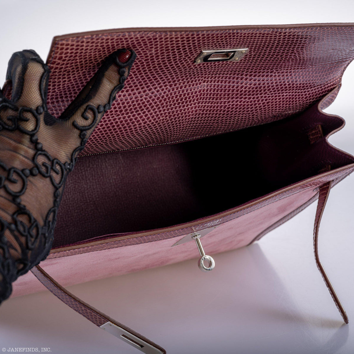 Hermes Unique HSS Kelly 32 Sellier Rose Indienne Doblis Suede & Mauve Lizard with Palladium Hardware Hermes